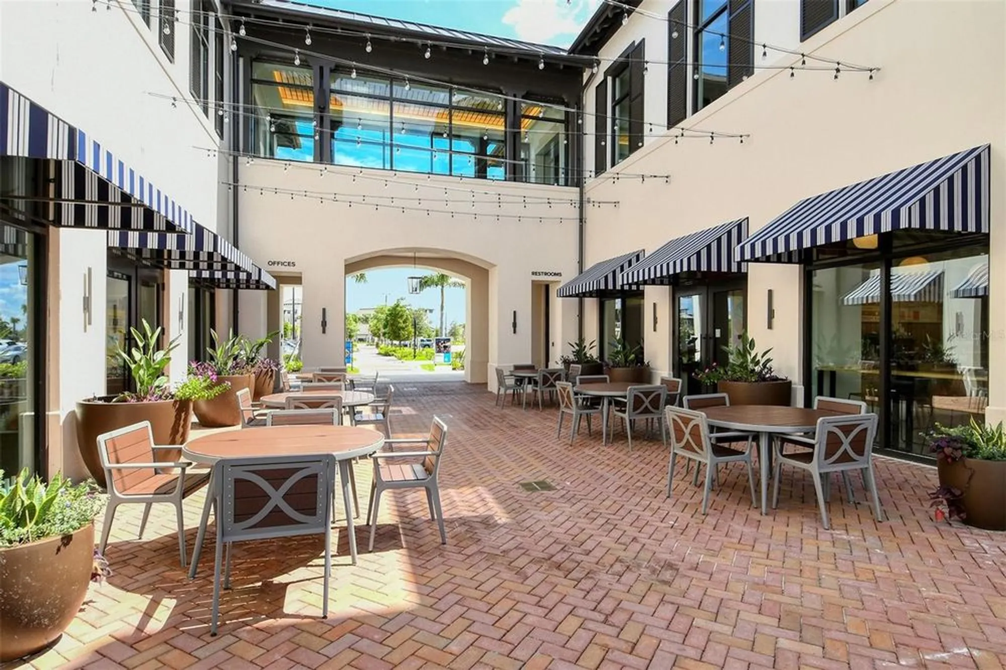 Property Slideshow image 64 of 74 | 19651 quisto st, Venice, FL, 34293