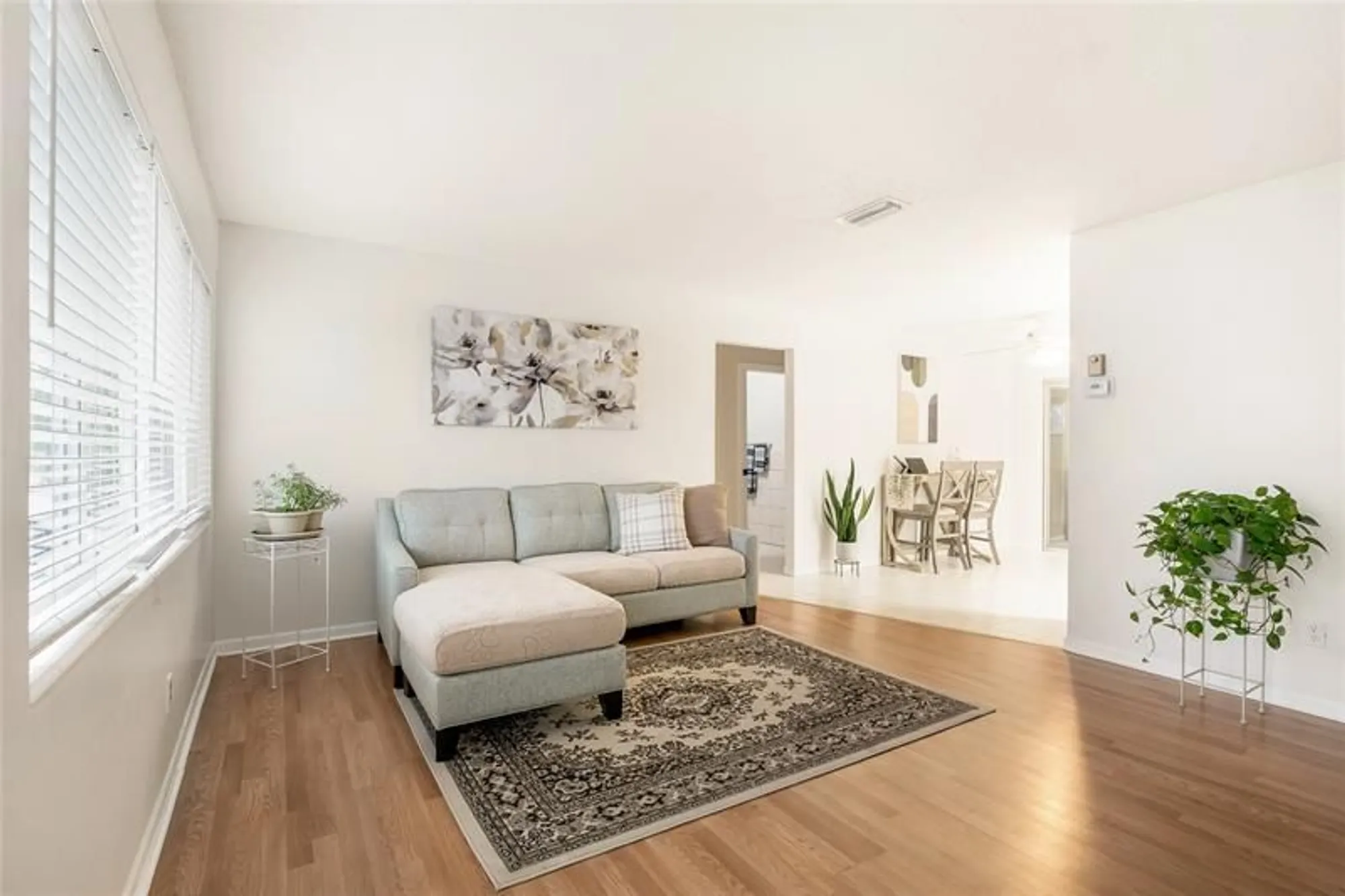 Property Slideshow image 7 of 35 | 985 nw 69th ave, Margate, FL, 33063