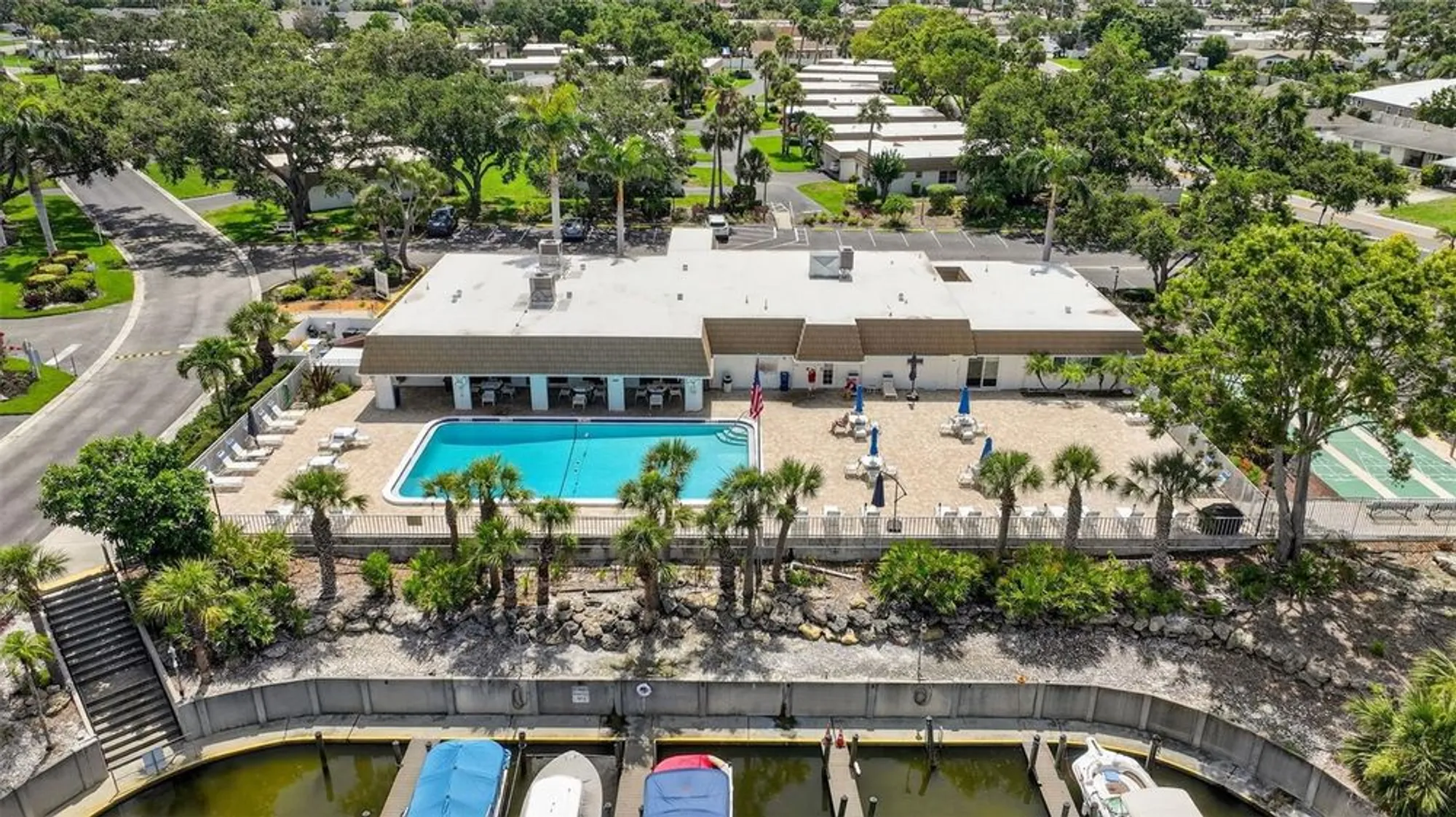 Property Slideshow image 34 of 34 | 2733 riverbluff pl v57, Sarasota, FL, 34231