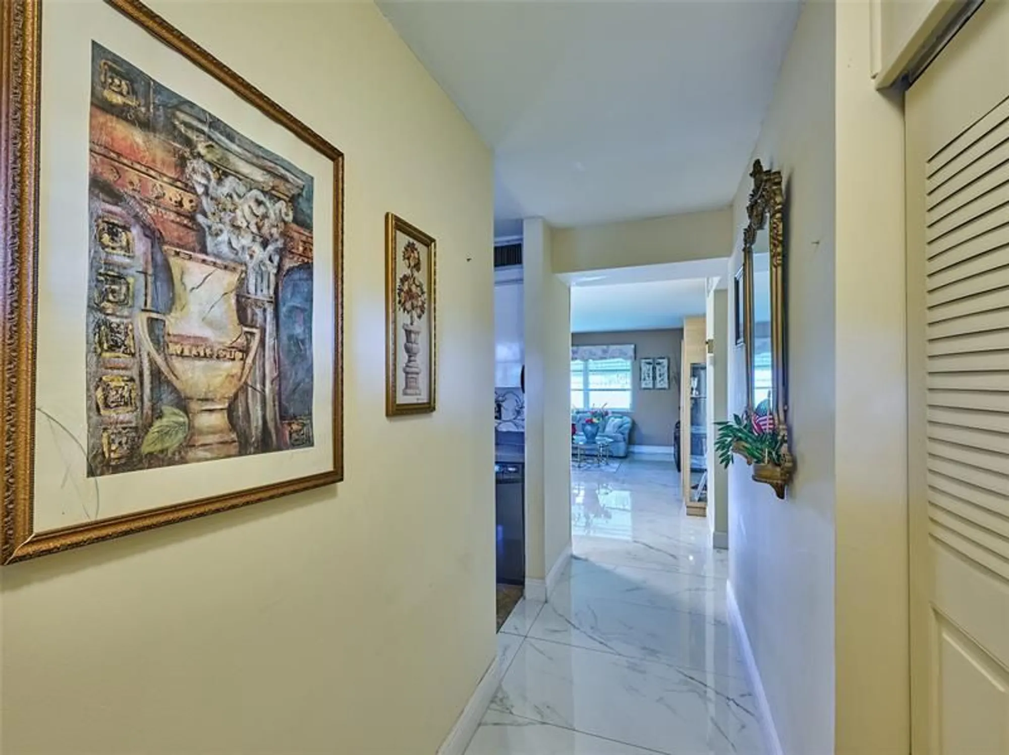 Property Slideshow image 11 of 26 | 7708 margate blvd, Margate, FL, 33063