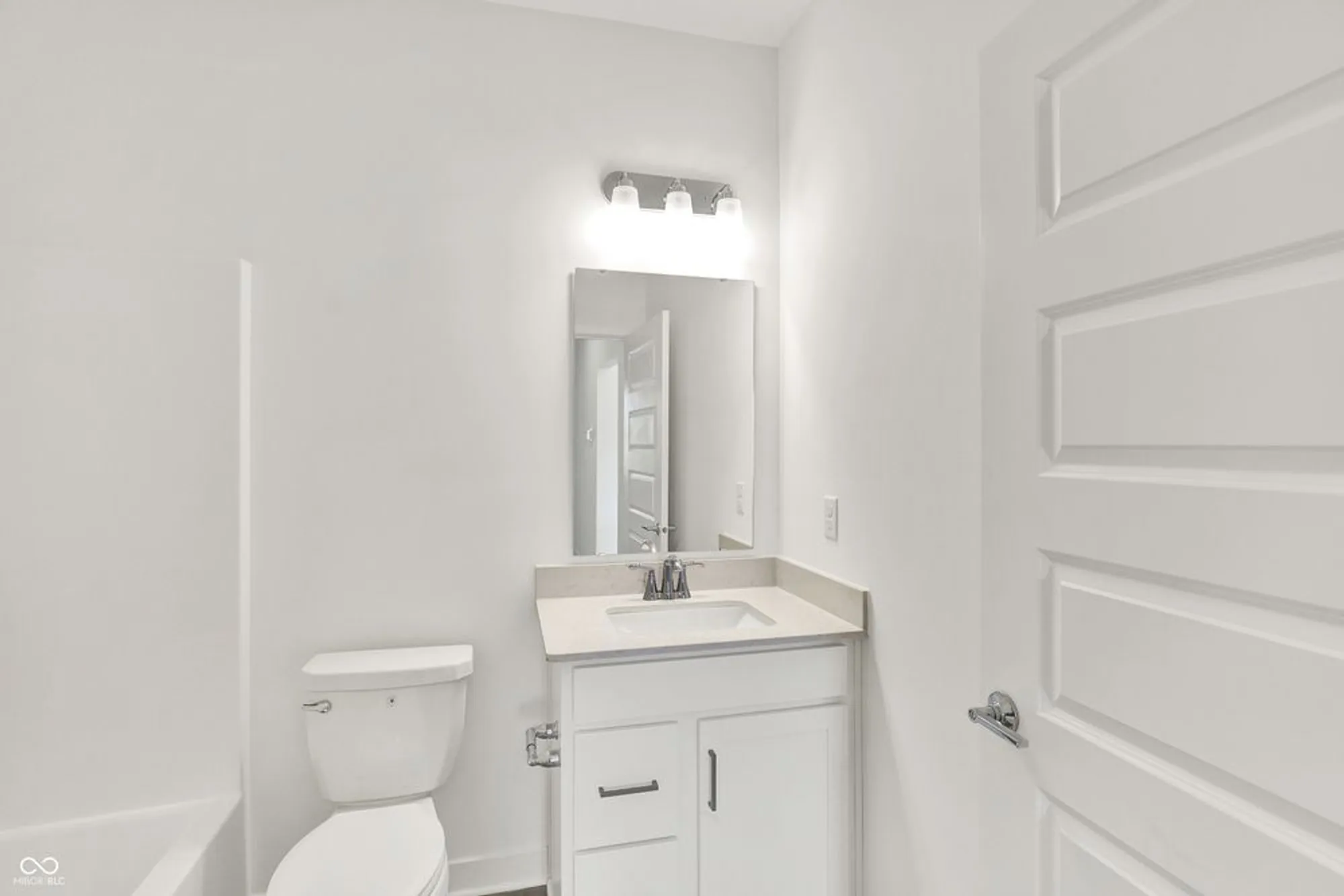 Property Slideshow image 37 of 44 | 5363 foxley park ln, Avon, IN, 46123