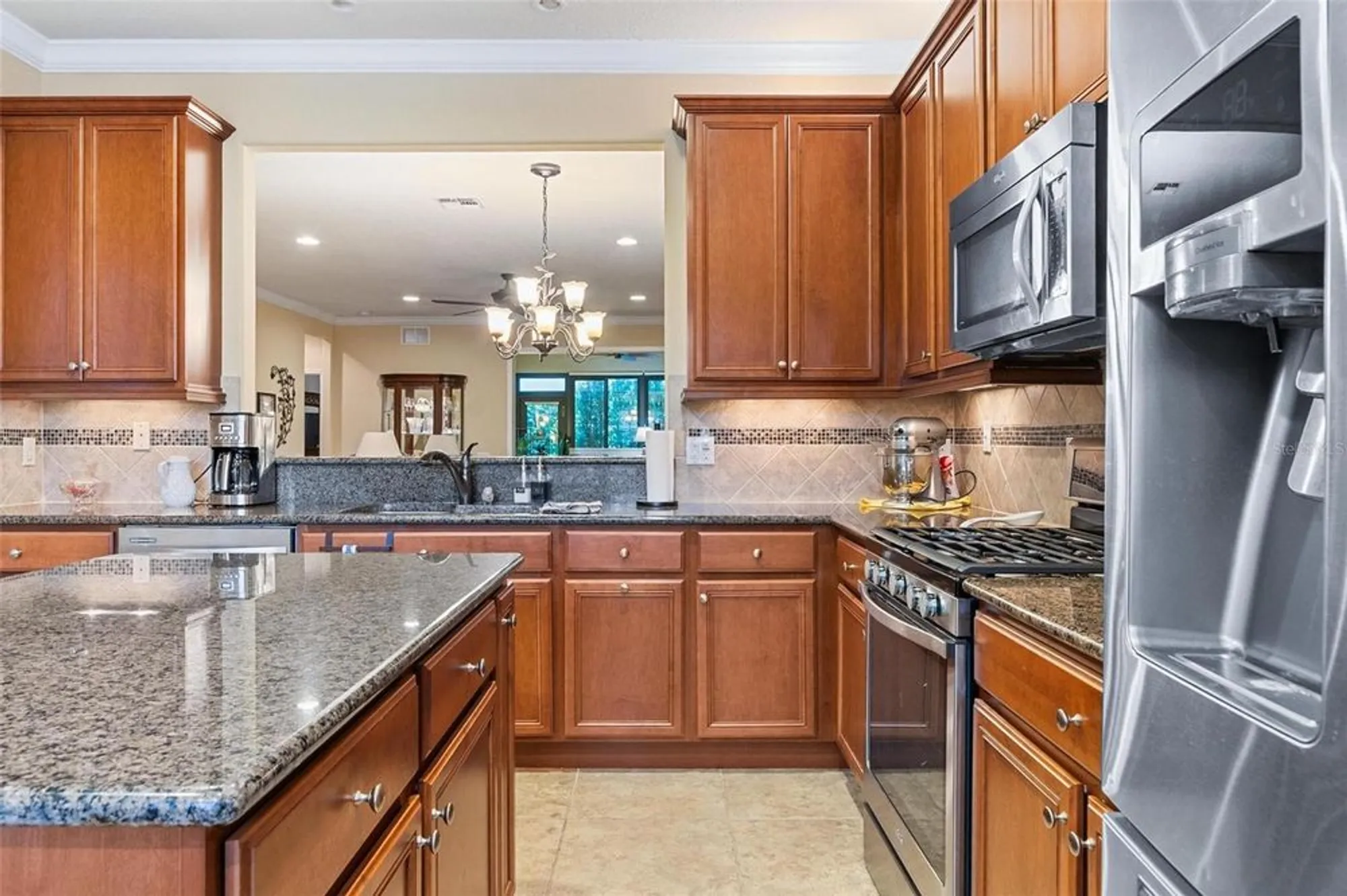 Property Slideshow image 13 of 51 | 507 cadiz dr, Davenport, FL, 33837