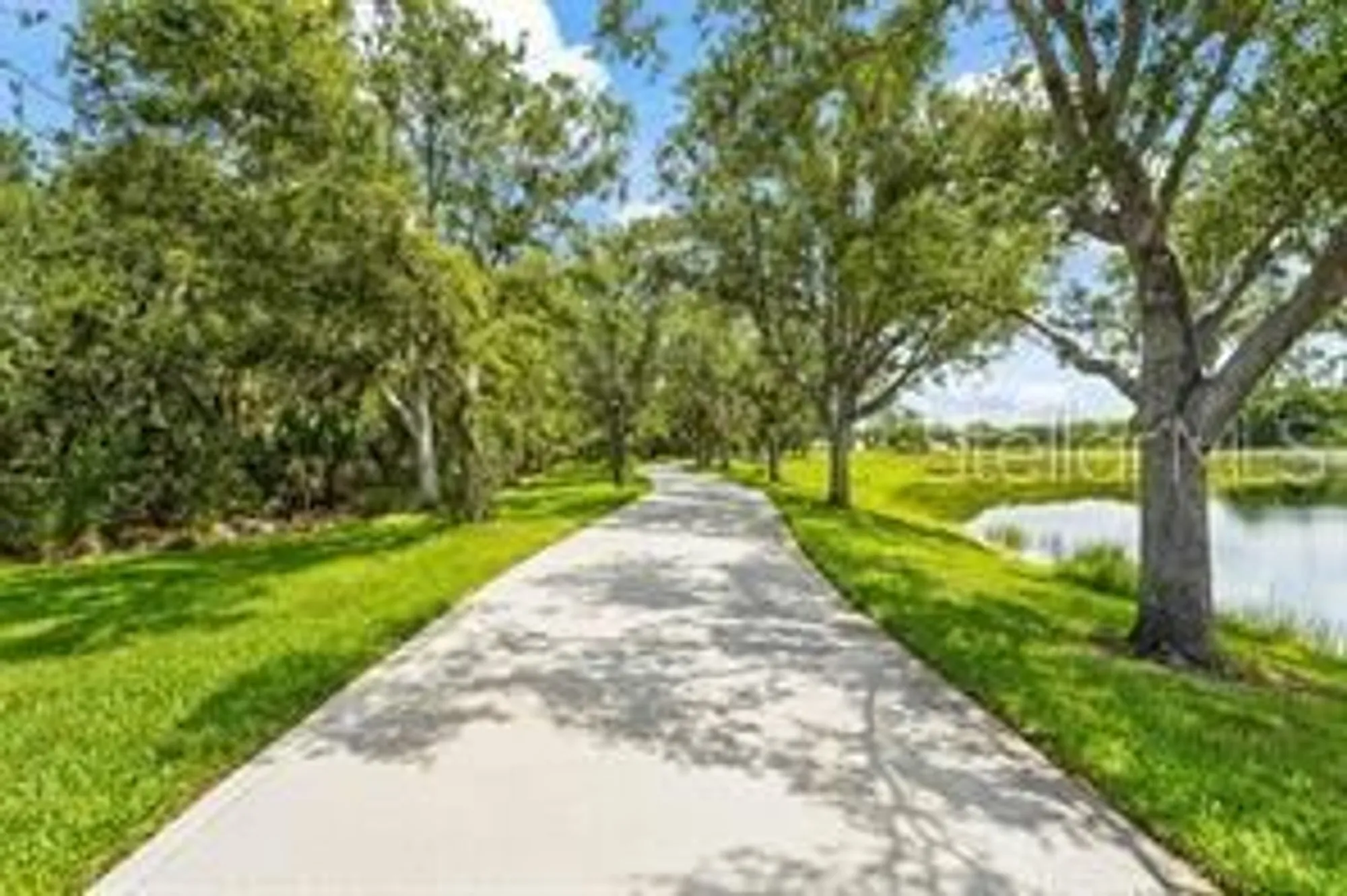 Property Slideshow image 56 of 71 | 8878 estepona ct, Sarasota, FL, 34238
