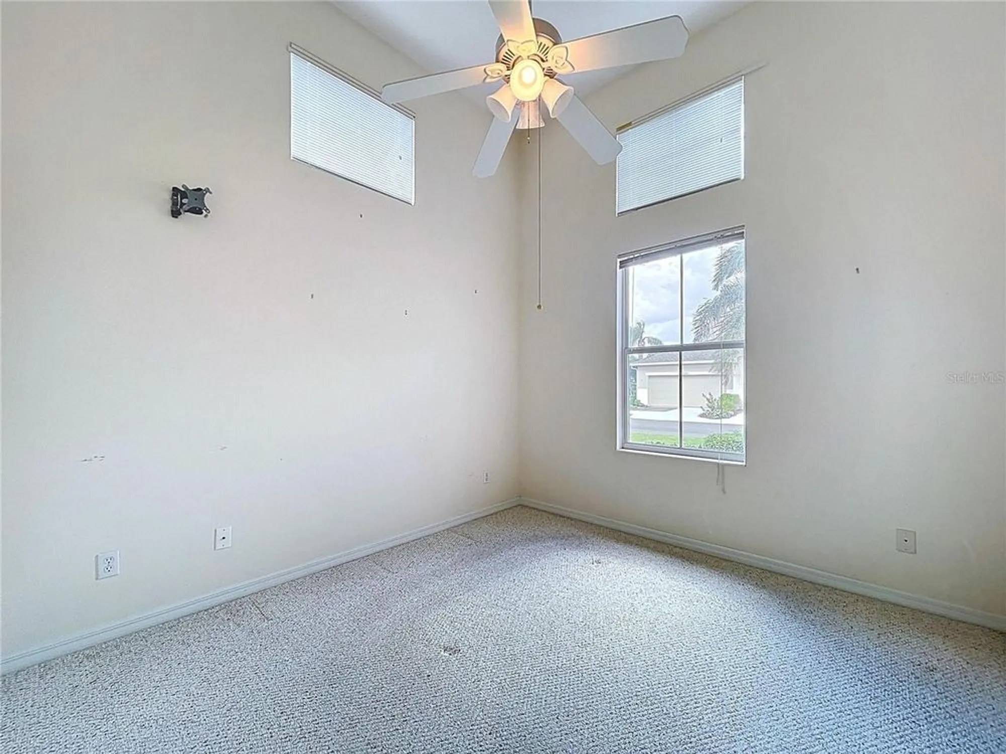 Property Slideshow image 37 of 92 | 2046 inverness greens dr # 2046, Sun City Center, FL, 33573