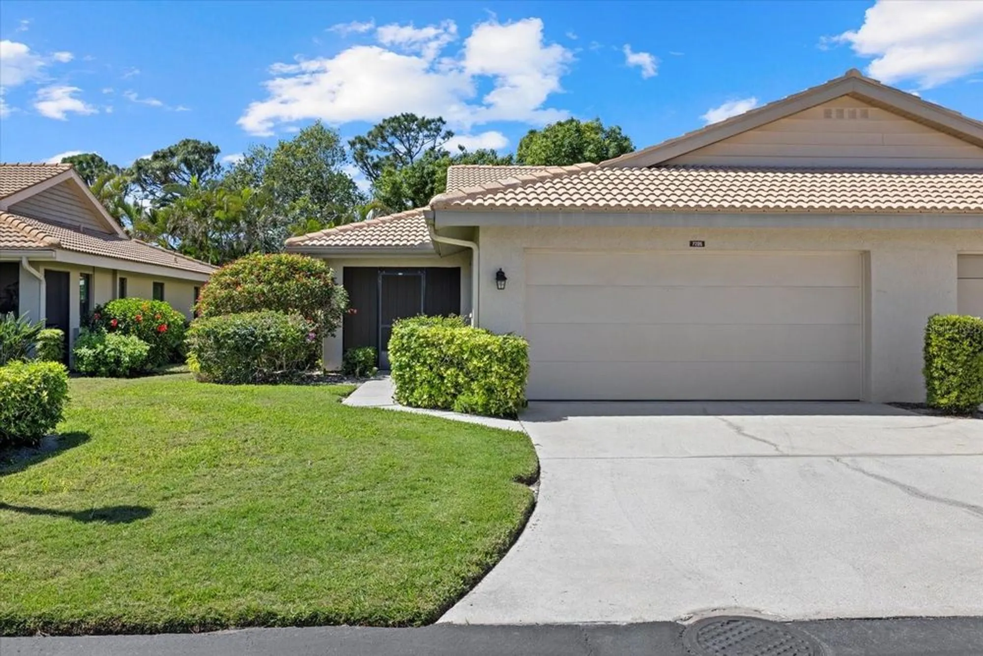 Property Slideshow image 1 of 33 | 7205 wood creek dr 16, Sarasota, FL, 34231