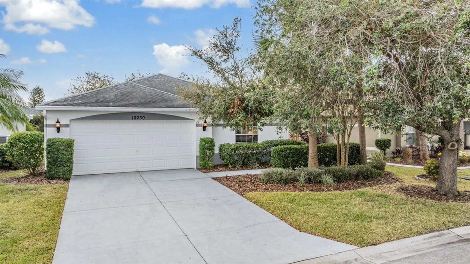 Property Slideshow image 16 of 77 | 10230 old tampa bay dr, San Antonio, FL, 33576