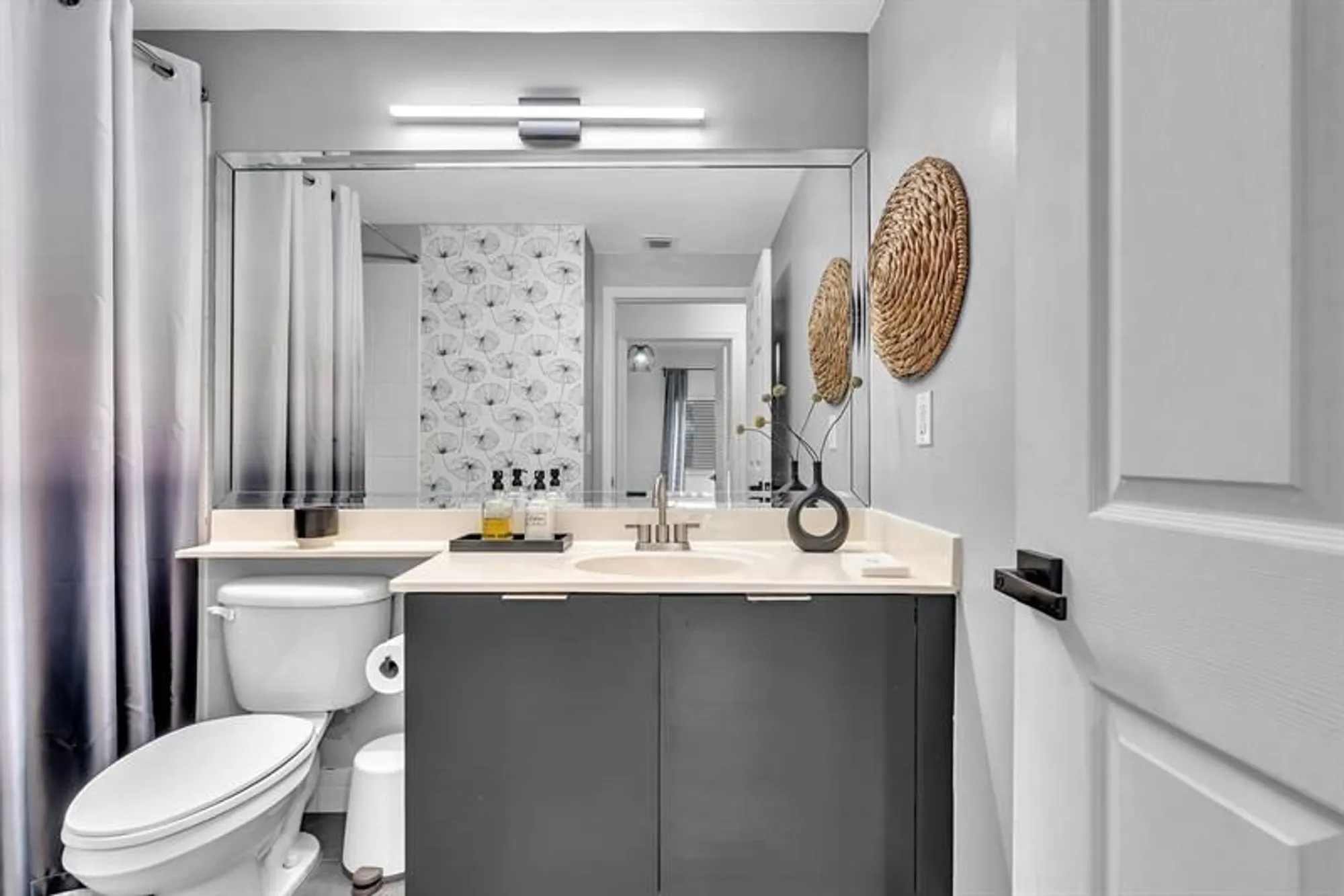 Property Slideshow image 40 of 82 | 7775 southampton ter 405, Tamarac, FL, 33321