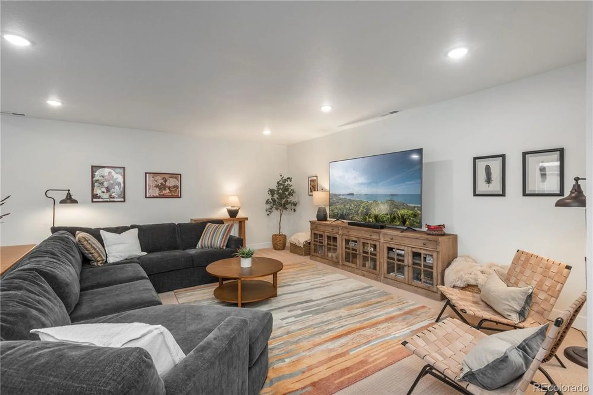 Property Slideshow image 25 of 49 | 5665 shadescale way, Castle Rock, CO, 80104