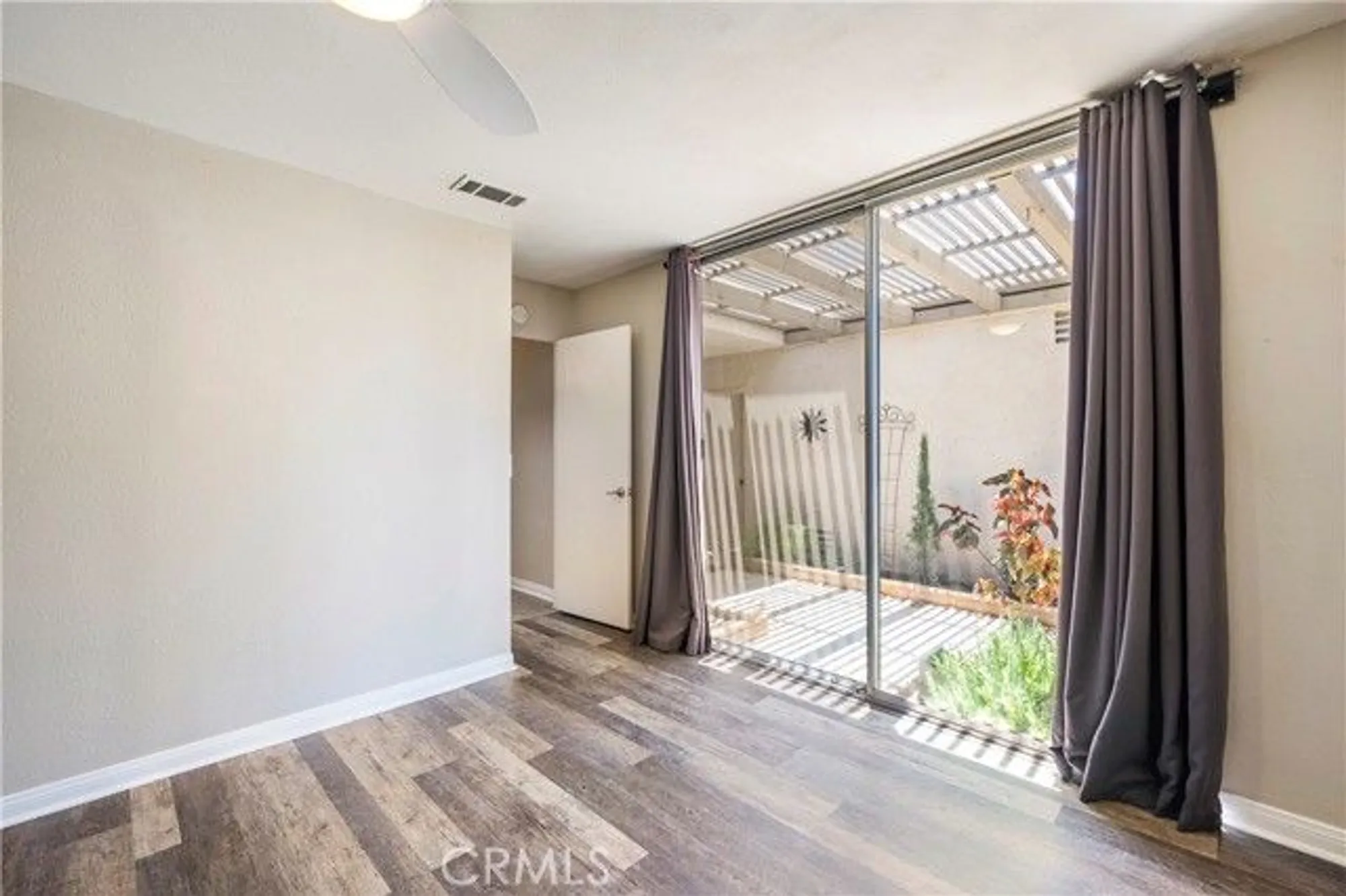 Property Slideshow image 16 of 32 | 28375 paseo grande dr, Menifee, CA, 92586