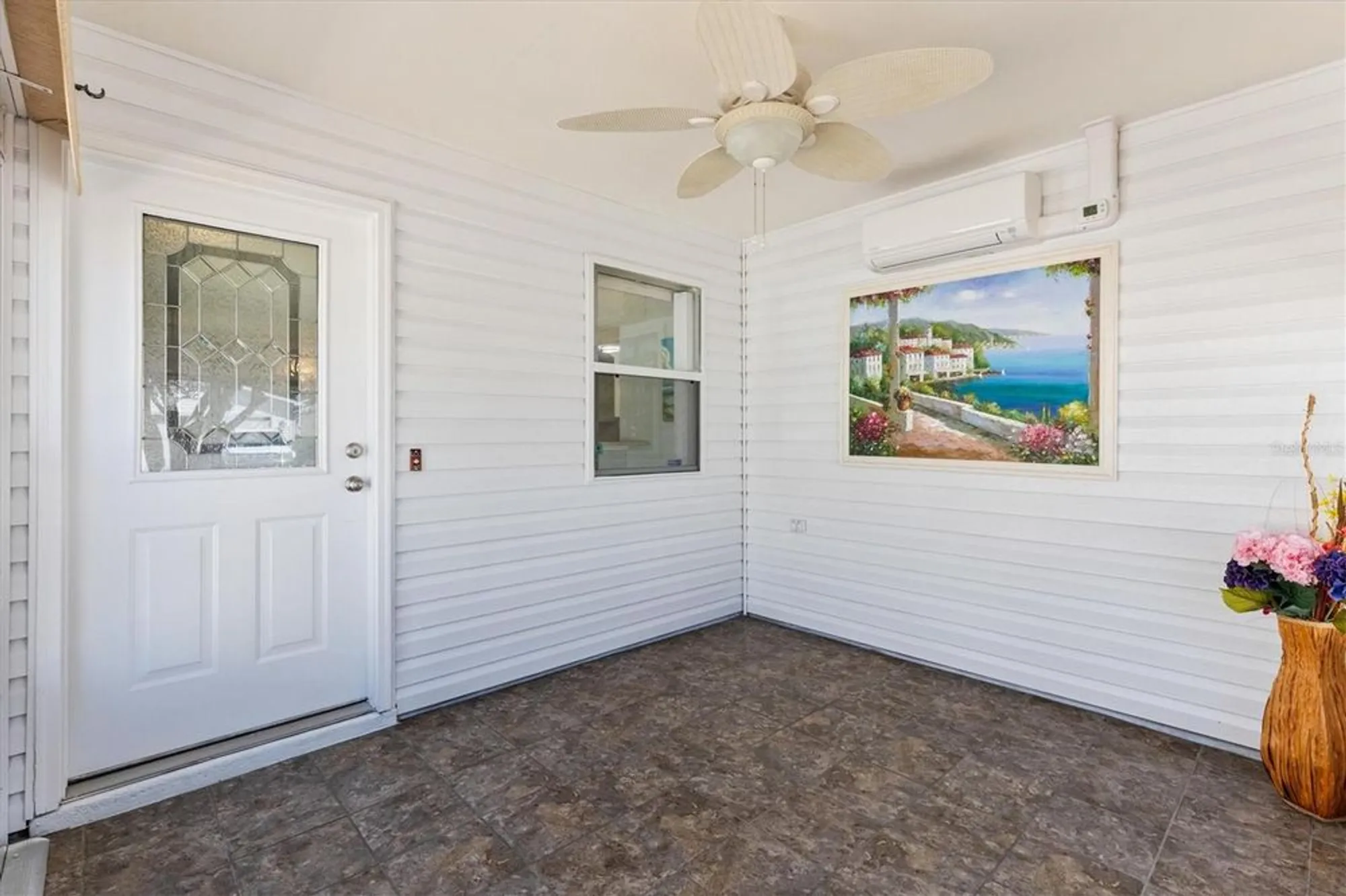 Property Slideshow image 4 of 39 | 1615 navidad st, The Villages, FL, 32162