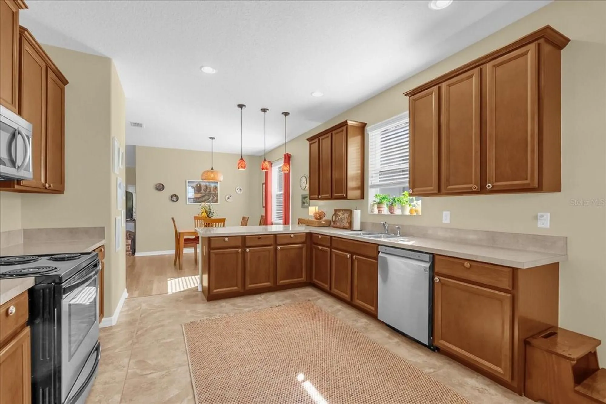 Property Slideshow image 8 of 48 | 3808 serena ln, Clermont, FL, 34711