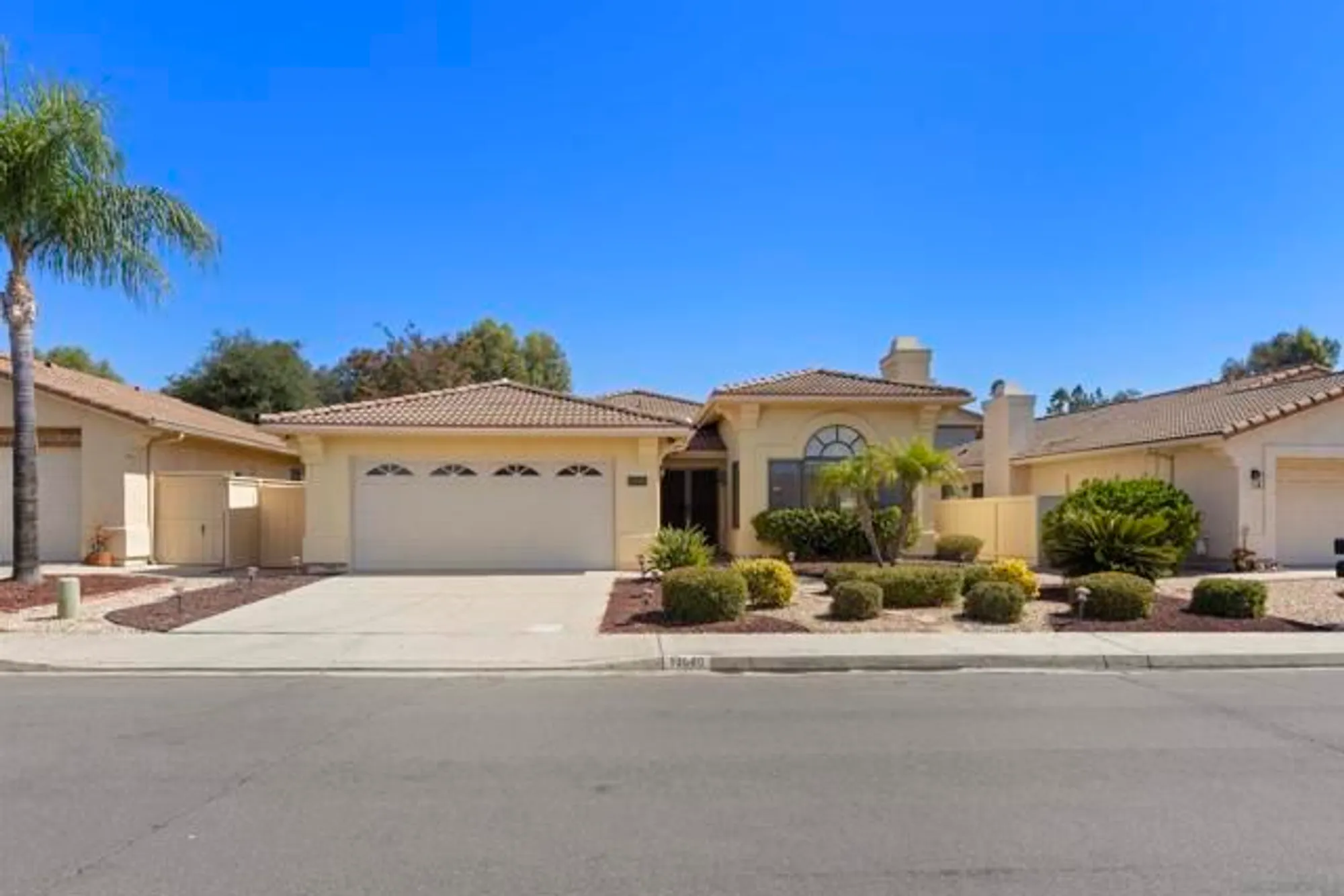 Property Slideshow image 2 of 38 | 13060 avenida marbella, San Diego, CA, 92128