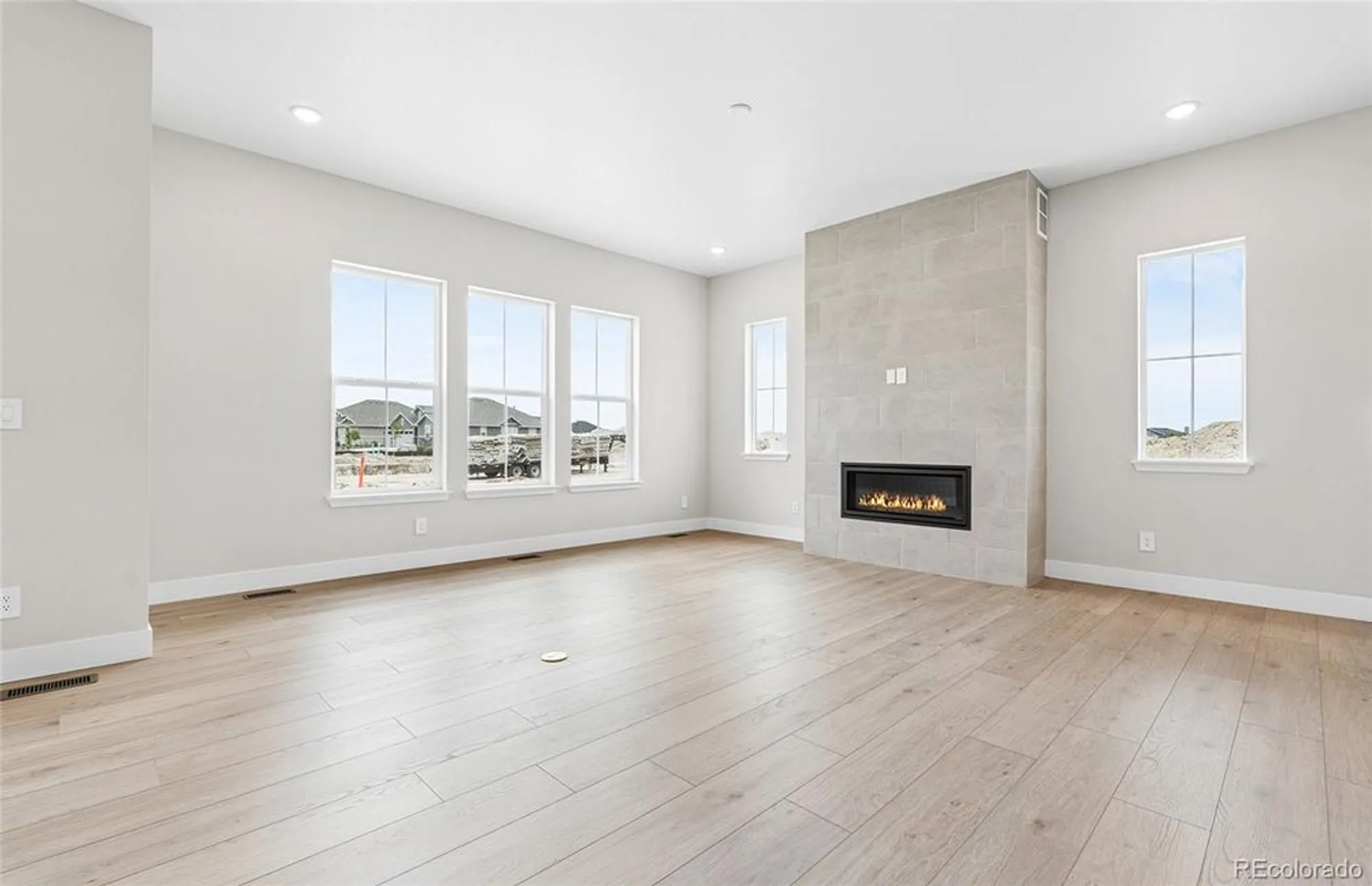 Property Slideshow image 17 of 45 | 8831 s quemoy st, Aurora, CO, 80016