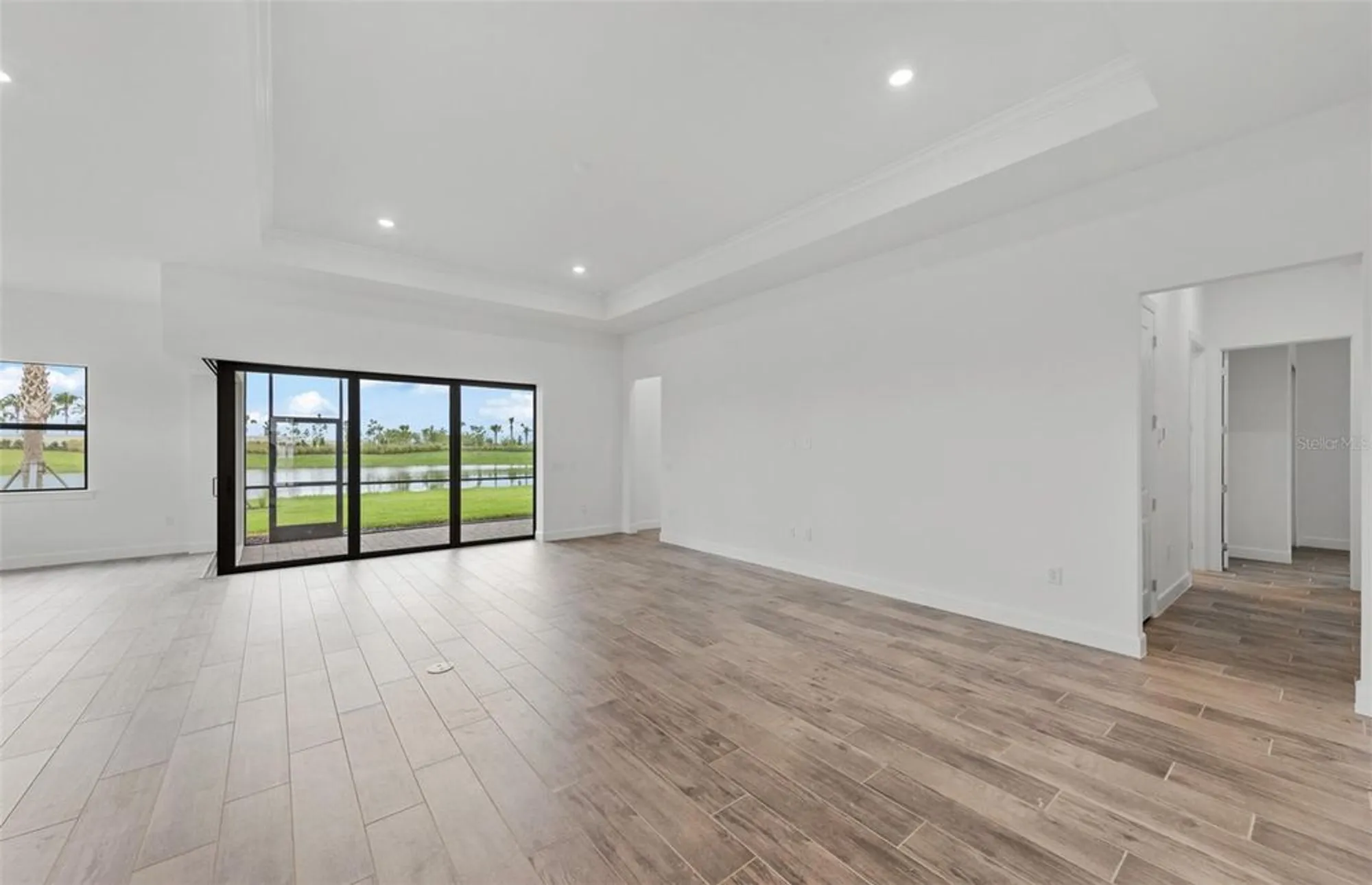 Property Slideshow image 18 of 37 | 5008 stoney point gln, Lakewood Ranch, FL, 34211