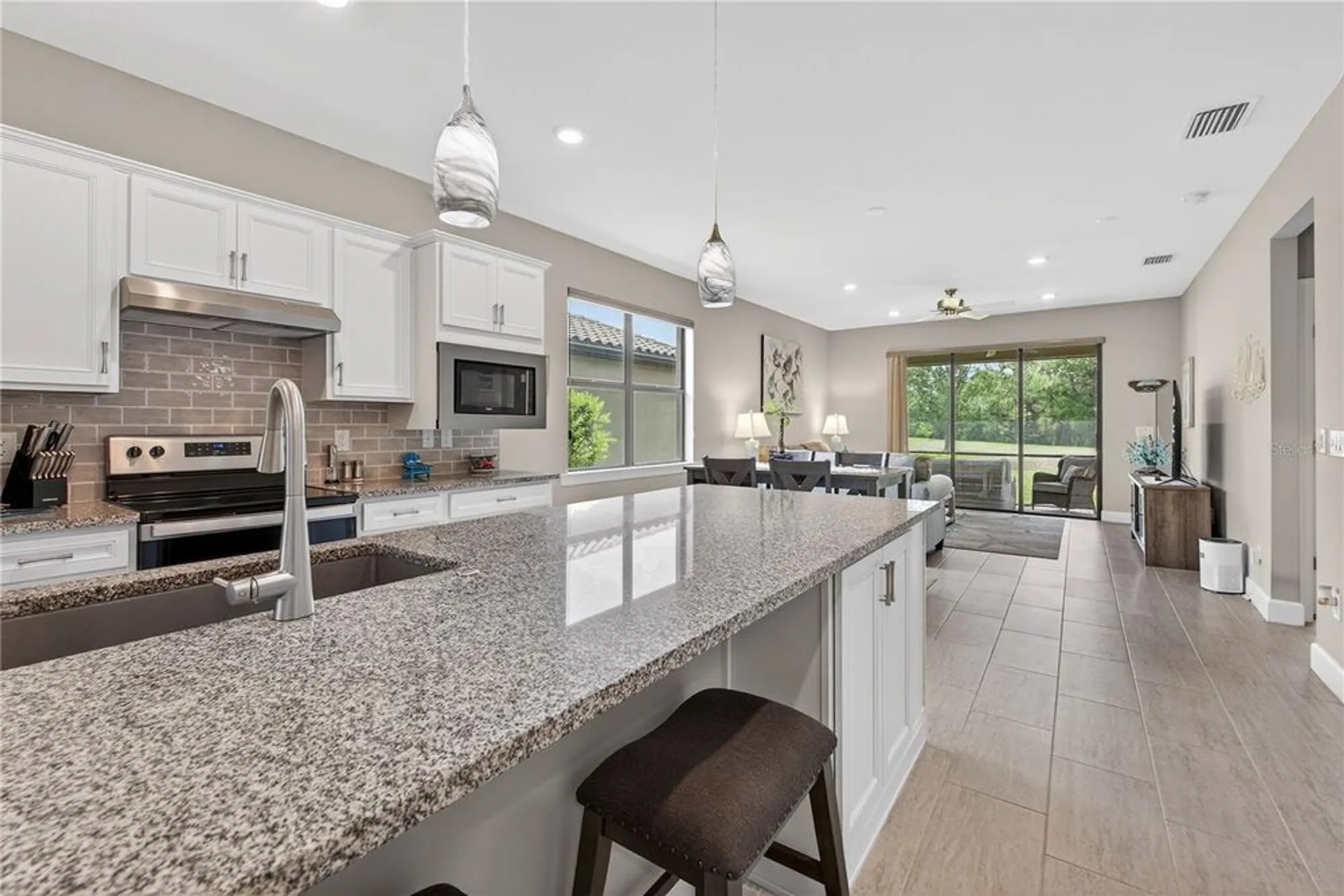 Property Slideshow image 21 of 82 | 2592 brassica dr, North Port, FL, 34289