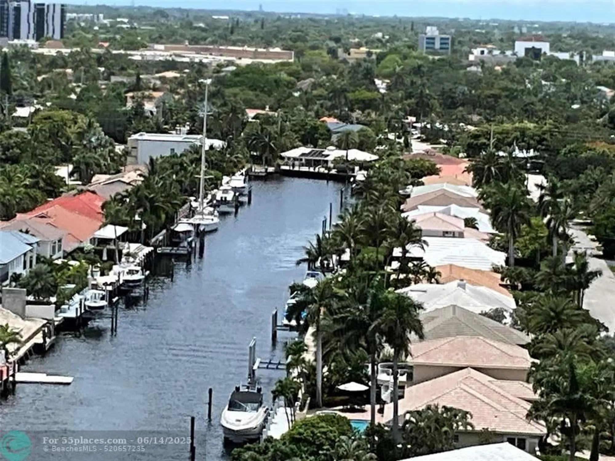 Property Slideshow image 13 of 35 | 3200 ne 36th st 1601, Fort Lauderdale, FL, 33308