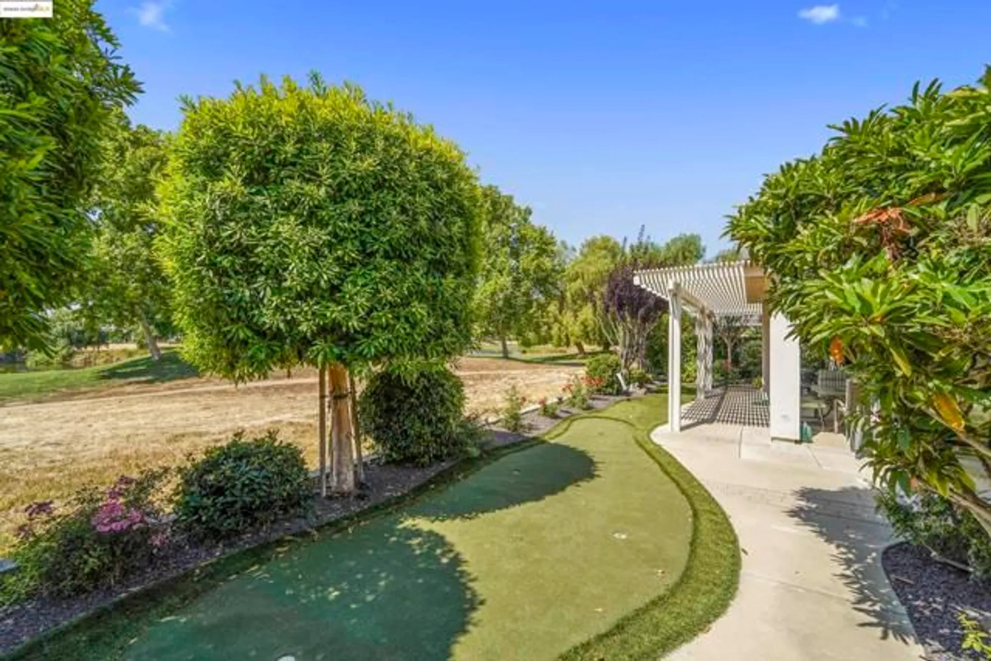 Property Slideshow image 53 of 60 | 910 suntan ln, Brentwood, CA, 94513