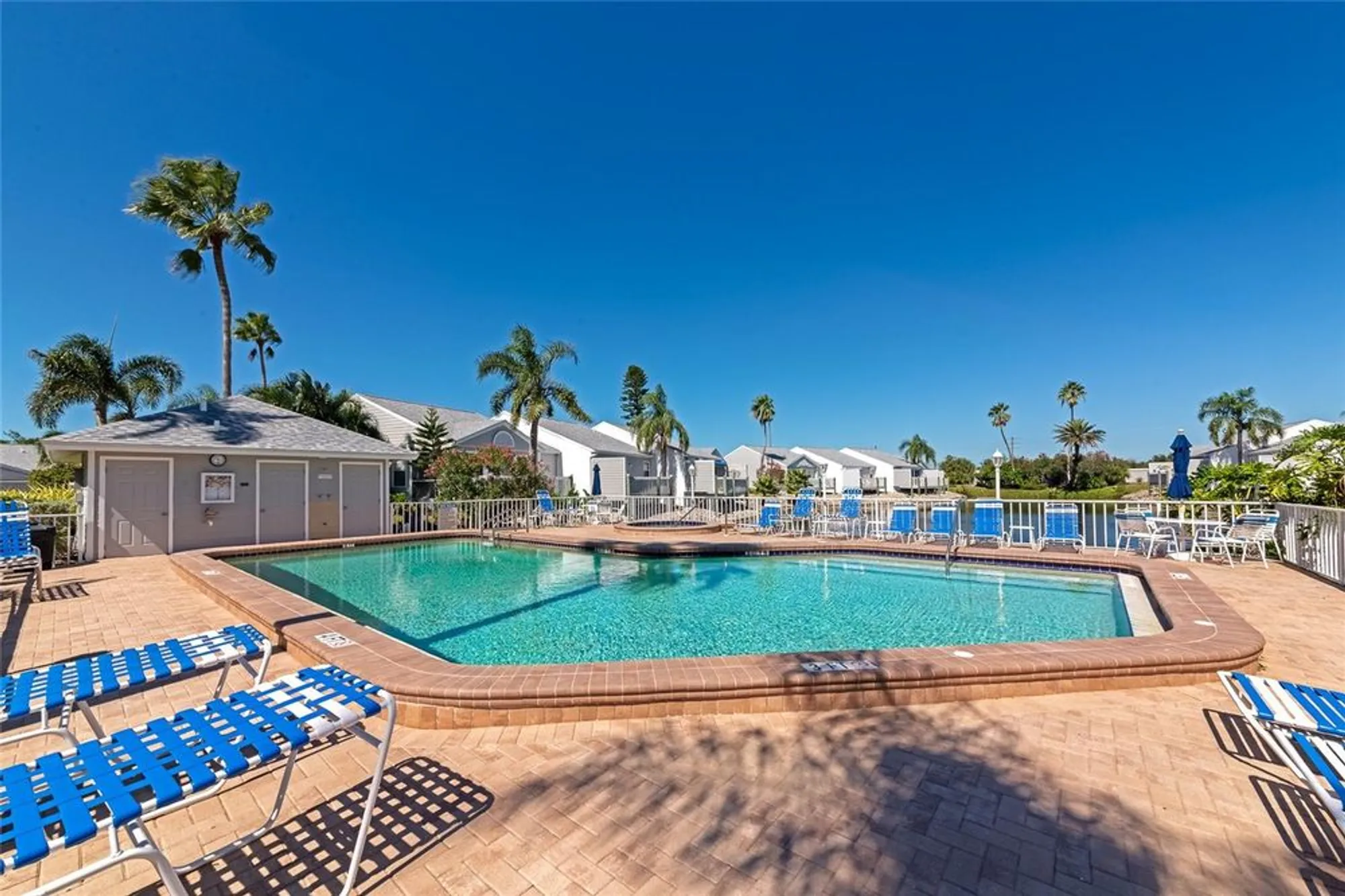 Property Slideshow image 46 of 63 | 515 woodstork cir, Bradenton, FL, 34209