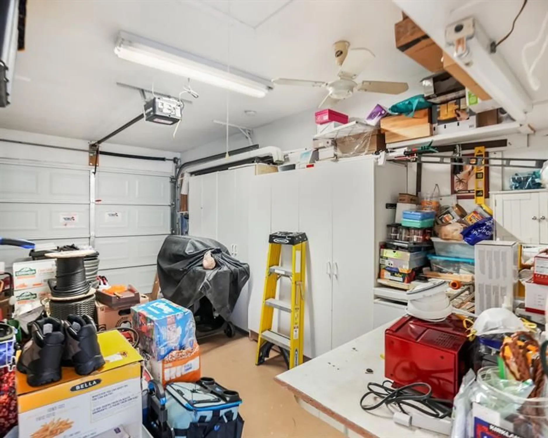 Property Slideshow image 39 of 42 | 4513 nw 43rd ter, Tamarac, FL, 33319