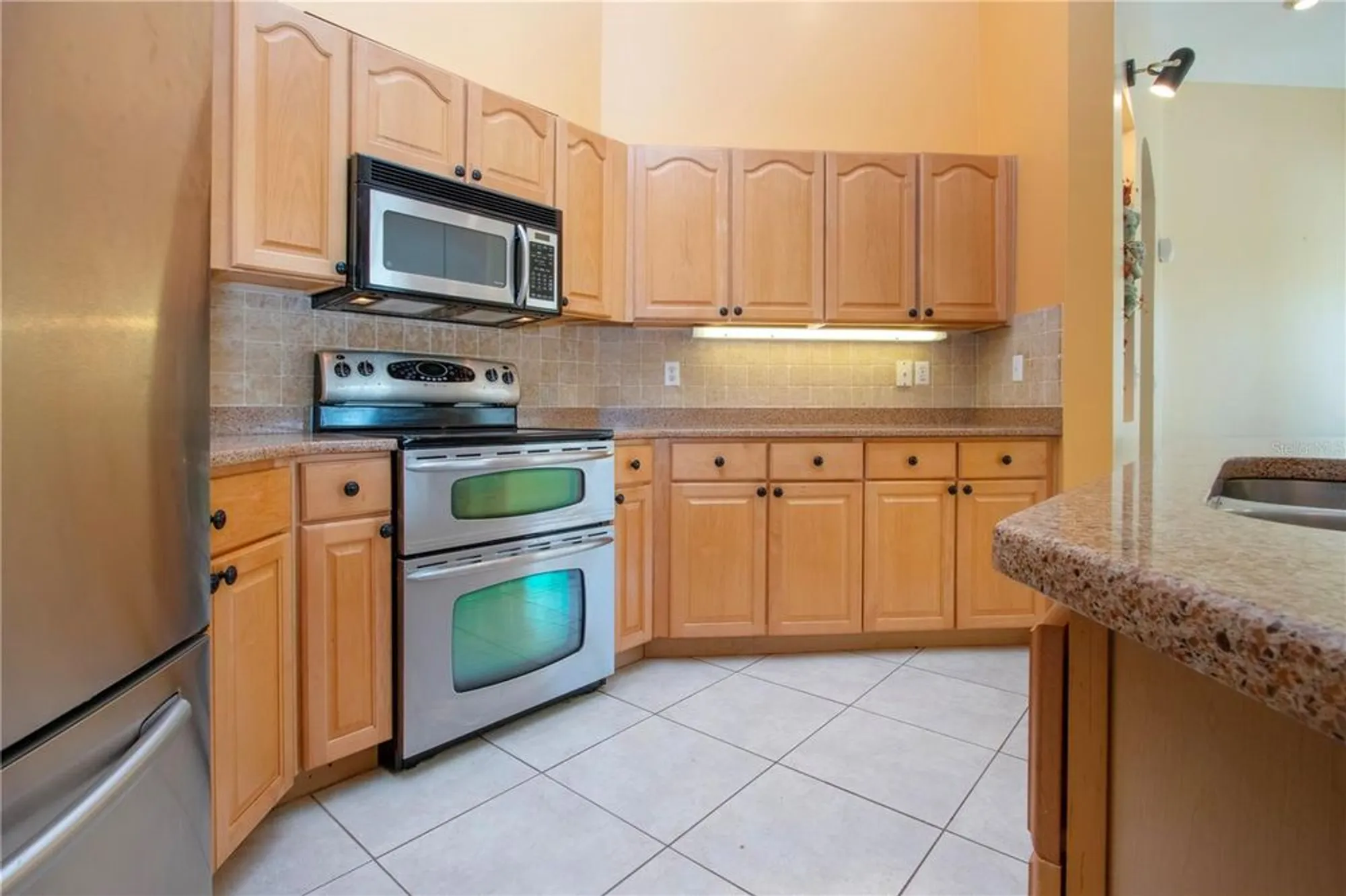 Property Slideshow image 26 of 74 | 1115 signature dr, Sun City Center, FL, 33573