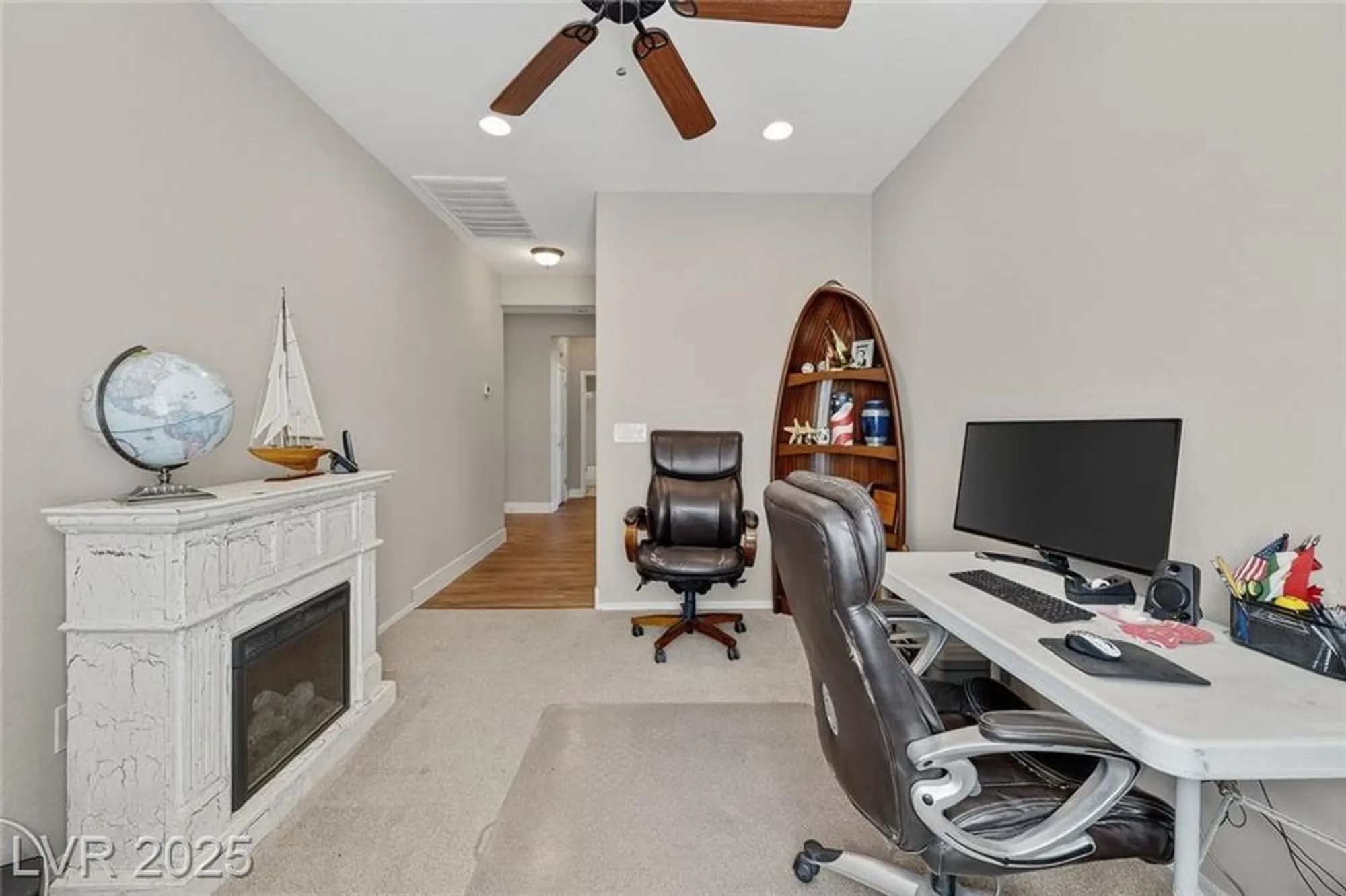 Property Slideshow image 28 of 42 | 2495 capella star st, Henderson, NV, 89044