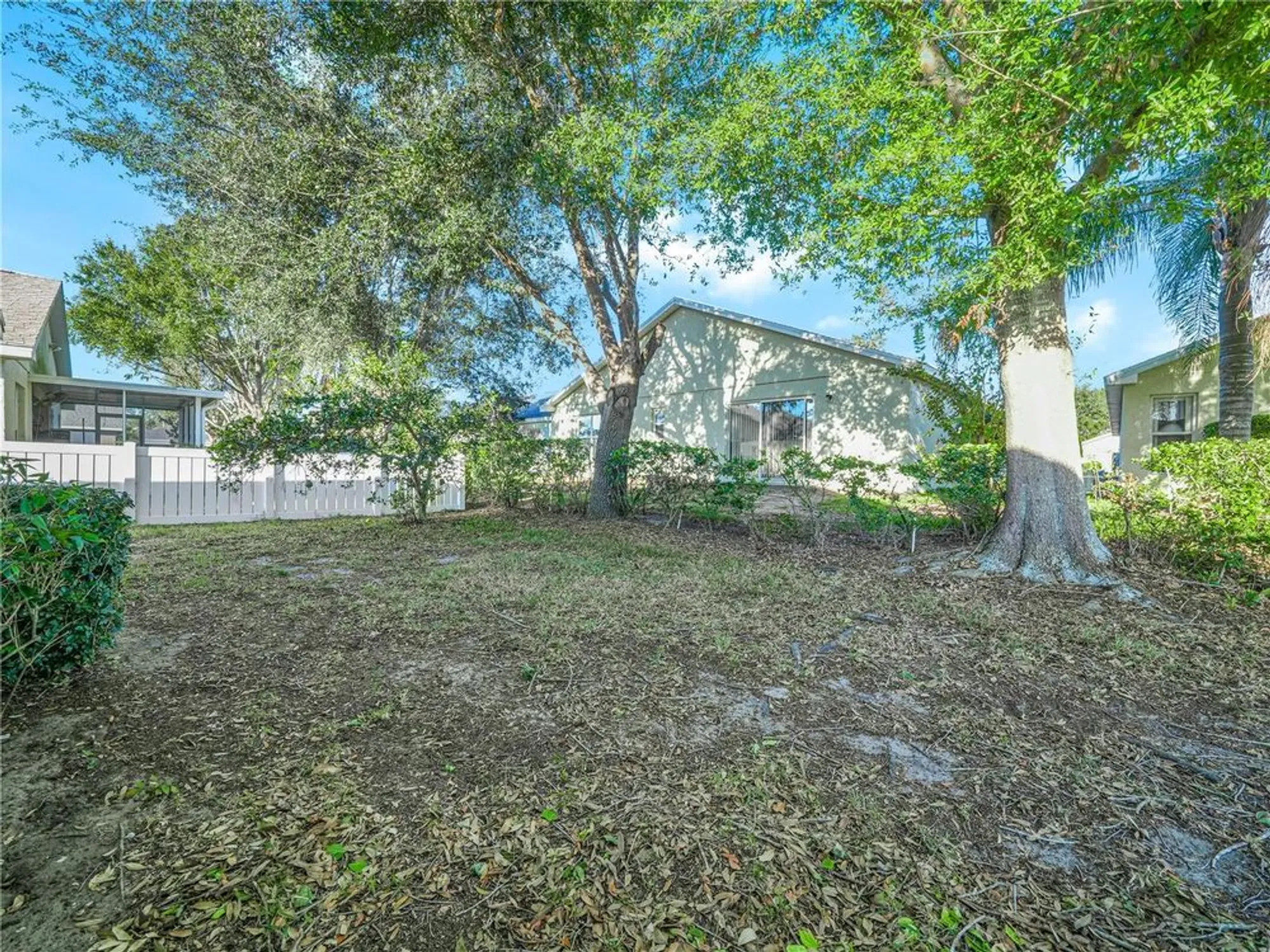 Property Slideshow image 34 of 51 | 341 lake suzanne dr, Lake Wales, FL, 33859