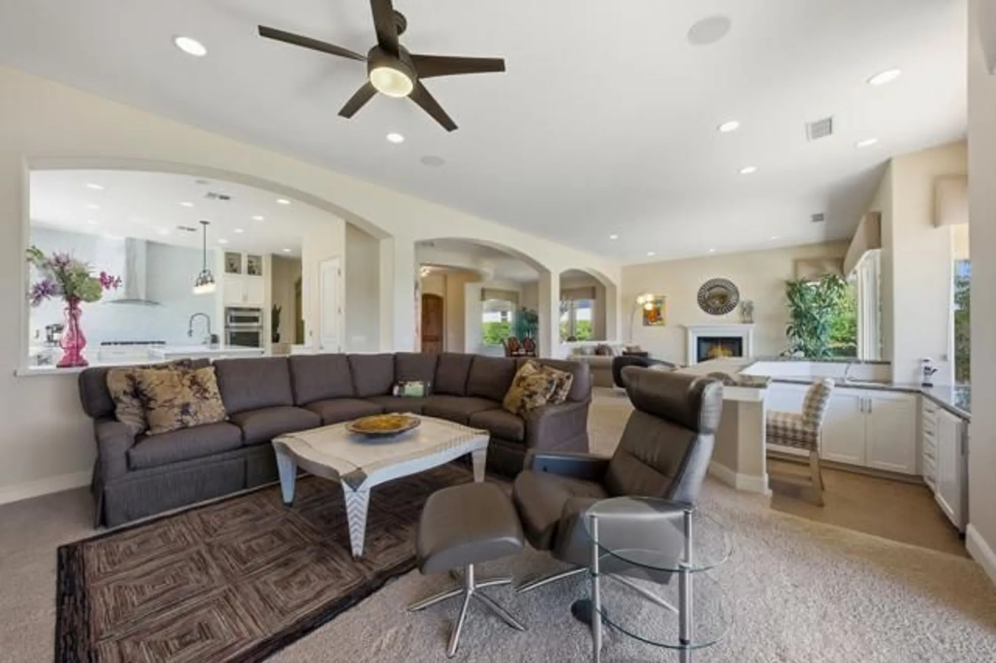Property Slideshow image 14 of 38 | 55274 big spg, La Quinta, CA, 92253