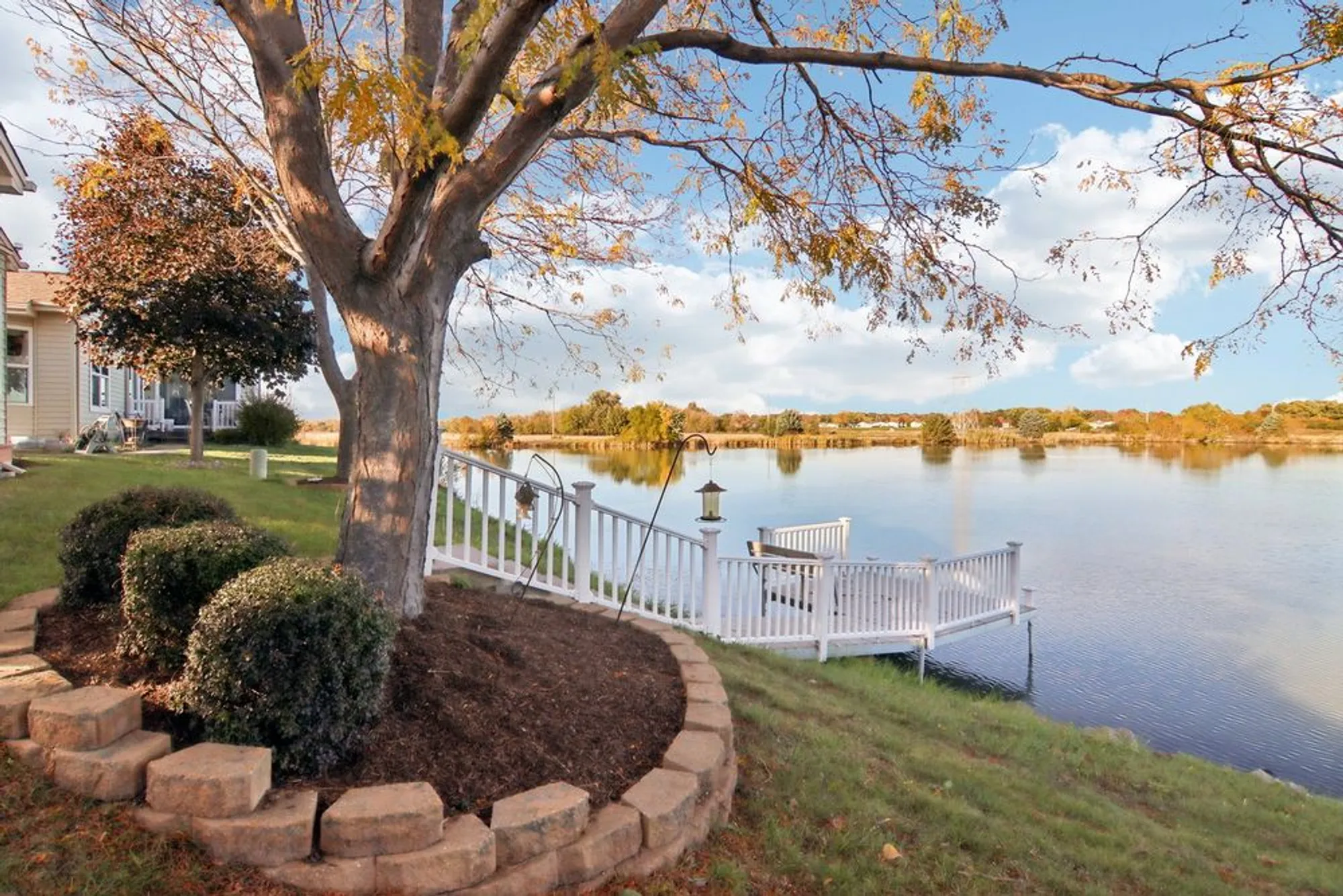 Property Slideshow image 28 of 39 | 328 legacy ct, Grayslake, IL, 60030