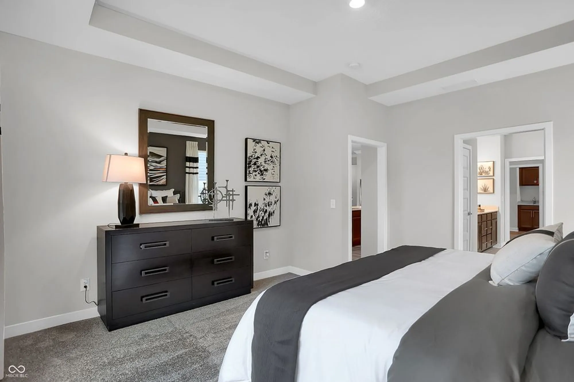 Property Slideshow image 37 of 46 | 5245 nettleton way, Avon, IN, 46123