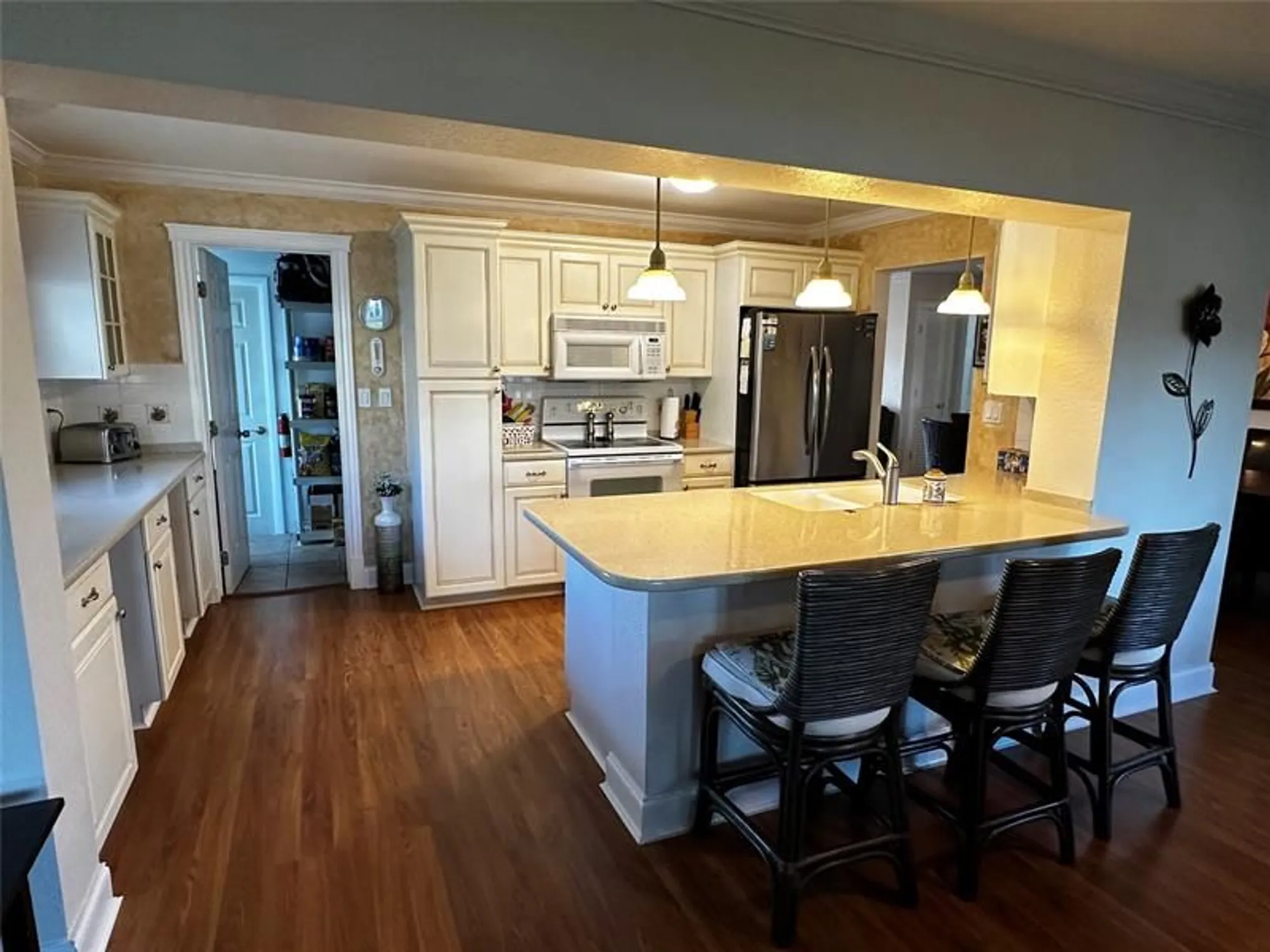 Property Slideshow image 29 of 42 | 4513 nw 43rd ter, Tamarac, FL, 33319