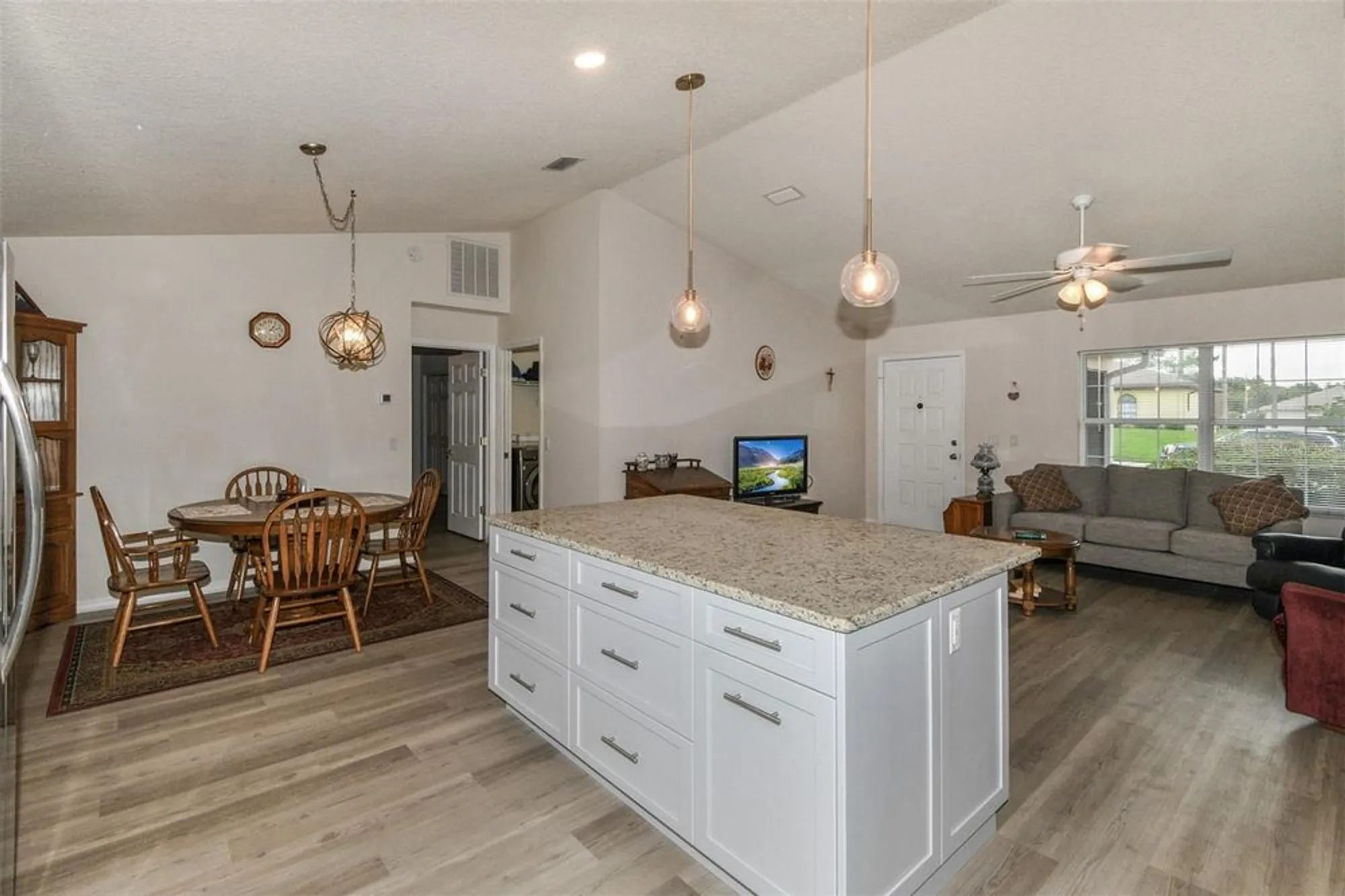 Property Slideshow image 15 of 35 | 3605 e lake todd dr, Hernando, FL, 34442