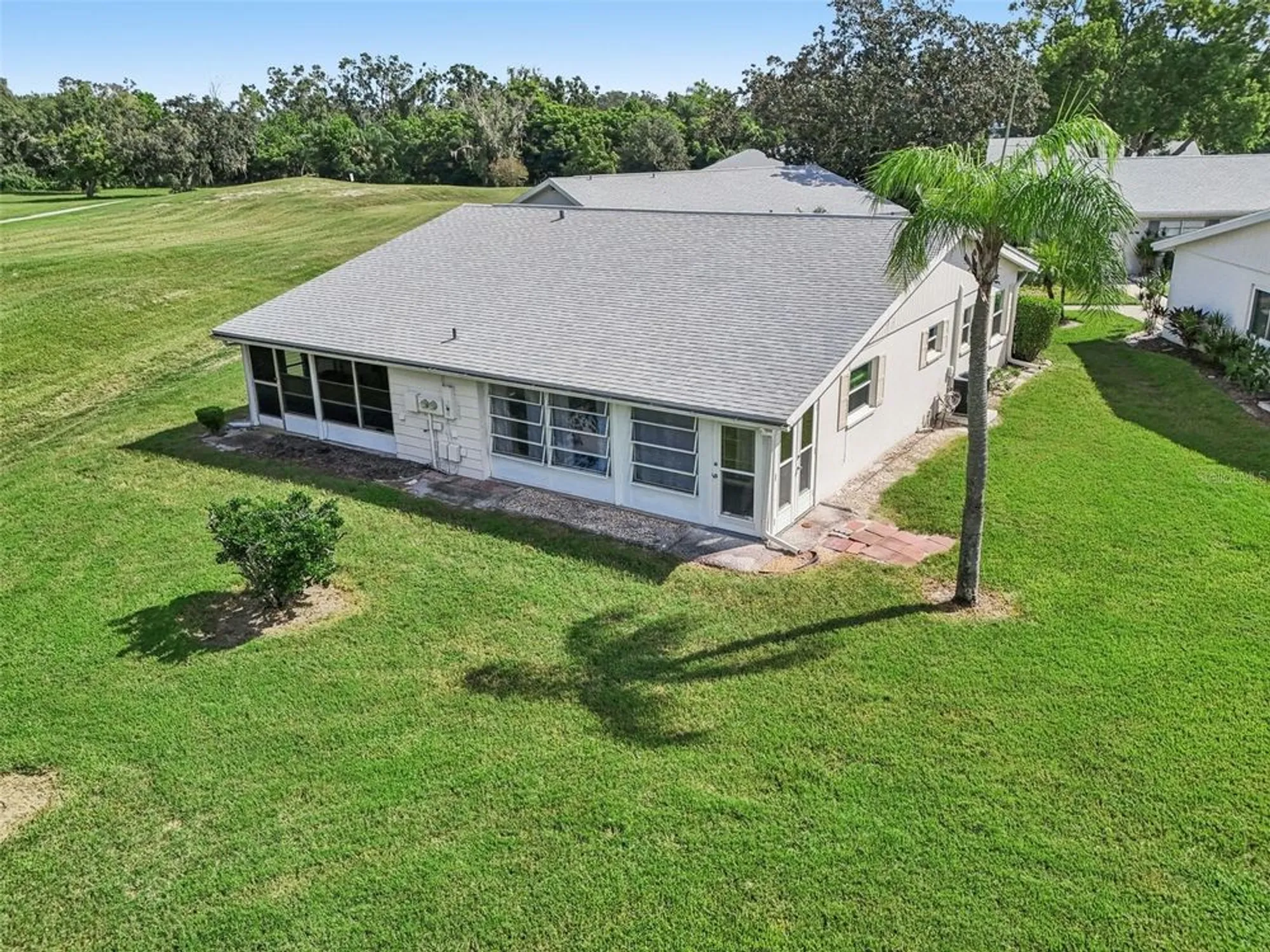 Property Slideshow image 38 of 63 | 301 andover pl s apt 177, Sun City Center, FL, 33573