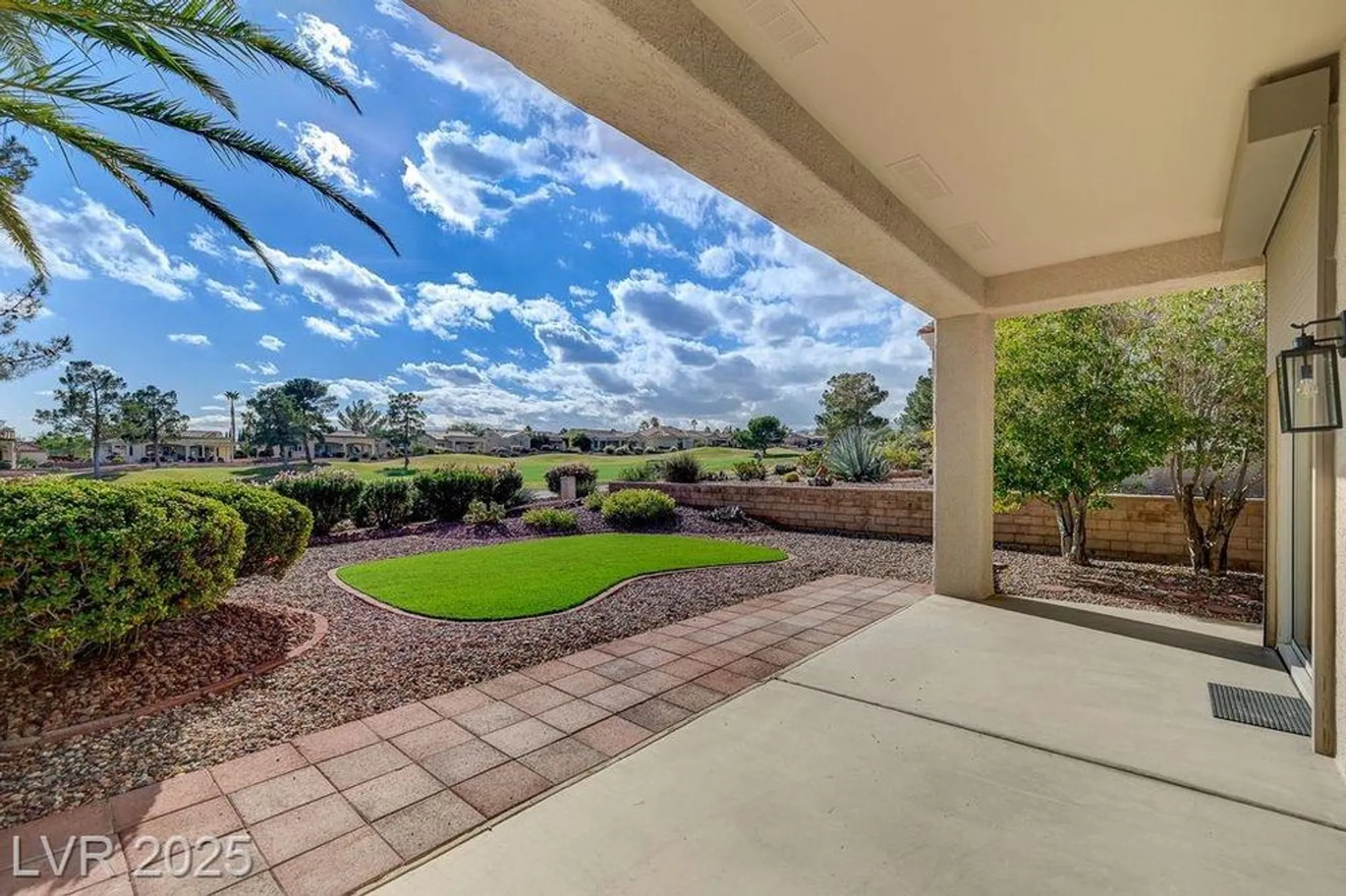 Property Slideshow image 15 of 43 | 9937 villa ridge dr, Las Vegas, NV, 89134