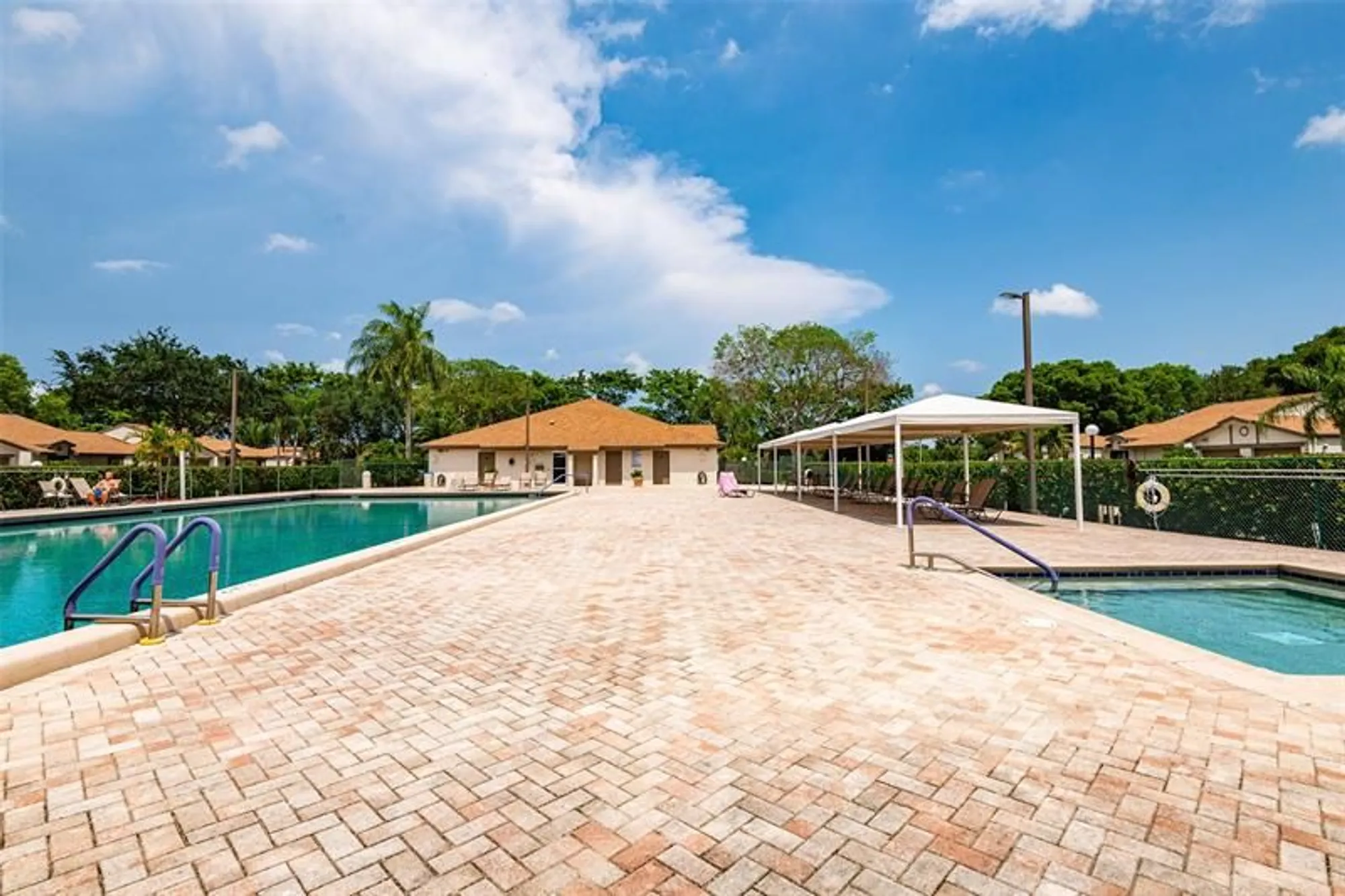 Property Slideshow image 36 of 45 | 8077 whispering palm dr # 1, Boca Raton, FL, 33496