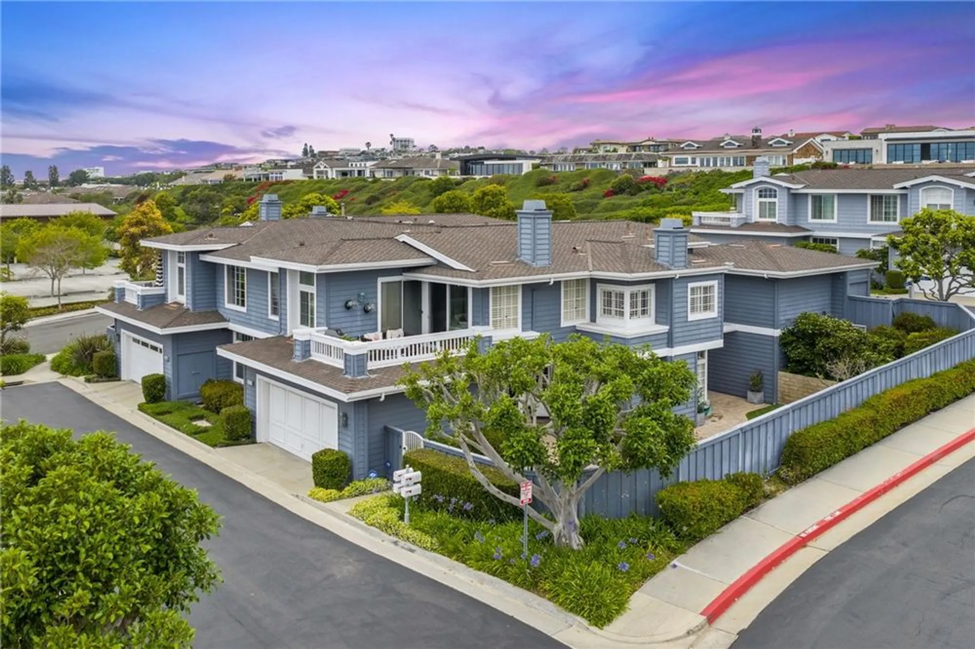 Property Slideshow image 2 of 36 | 3510 lilac ave 13, Corona Del Mar, CA, 92625