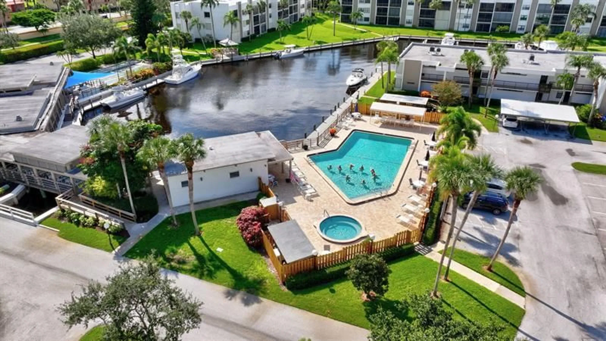 Property Slideshow image 13 of 14 | 1950 sw palm city rd 5104, Stuart, FL, 34994