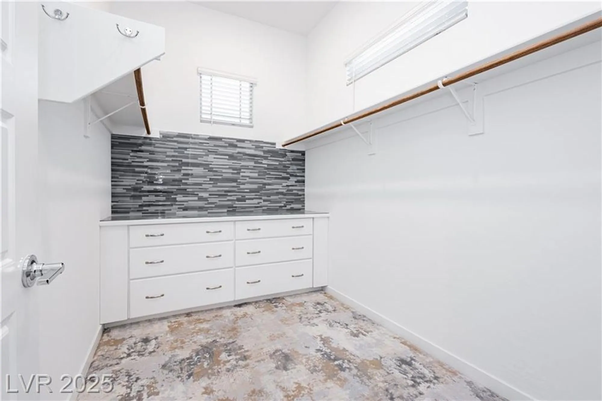 Property Slideshow image 26 of 45 | 901 allister fields ln, Las Vegas, NV, 89138