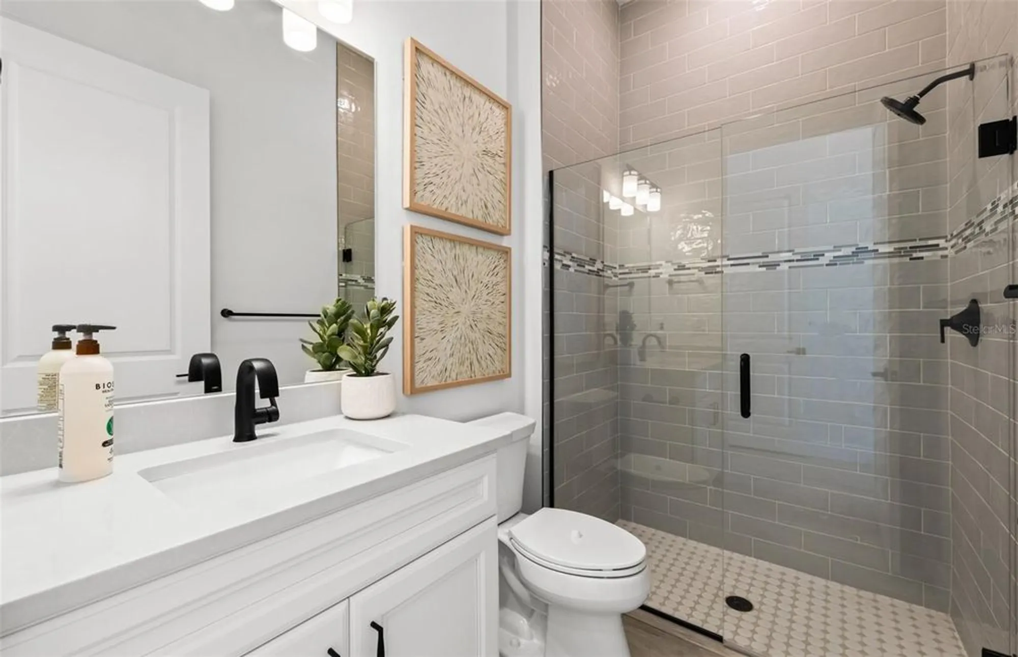 Property Slideshow image 15 of 28 | 26624 bering dr, Englewood, FL, 34223
