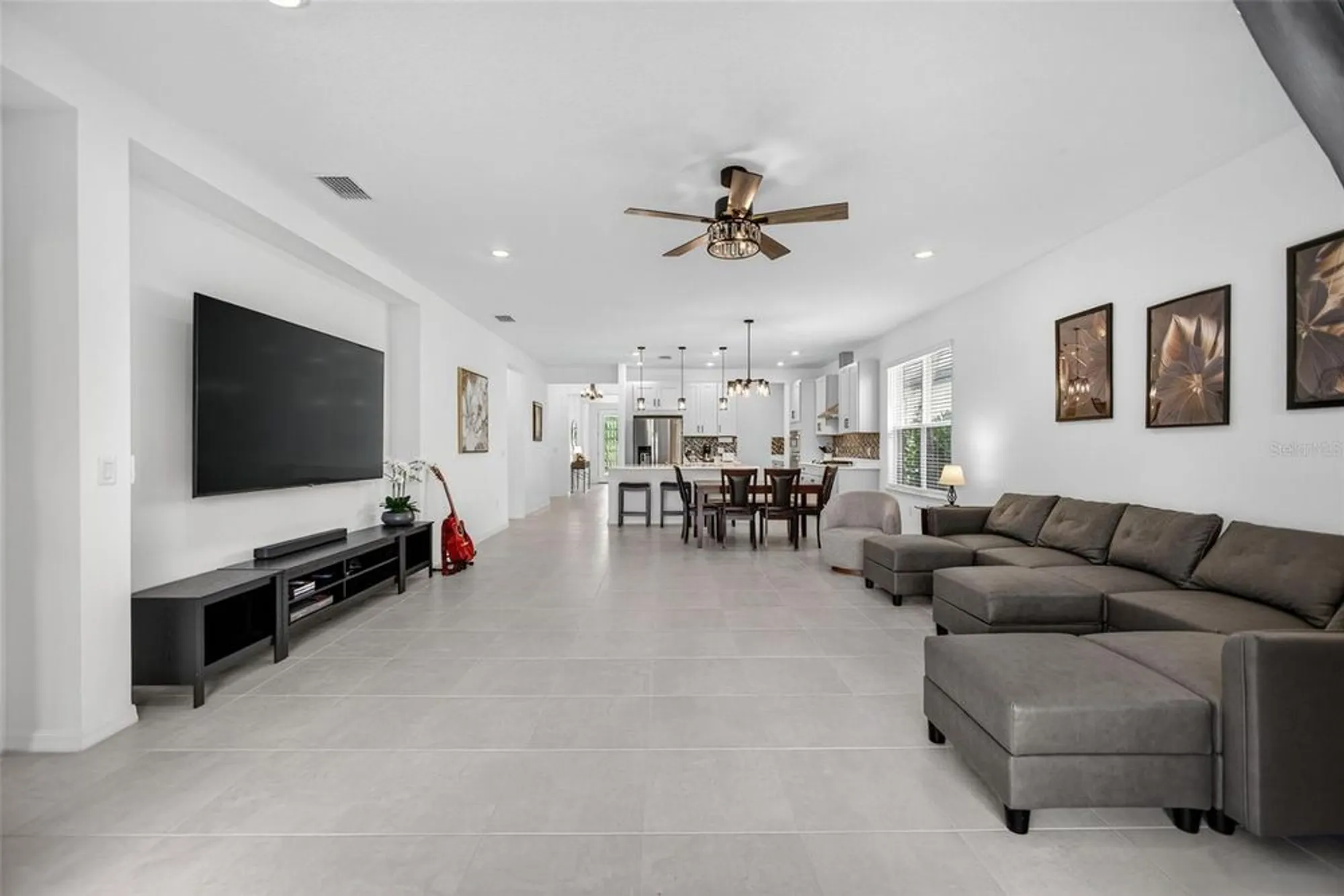 Property Slideshow image 7 of 47 | 16426 paynes mill dr, Bradenton, FL, 34211