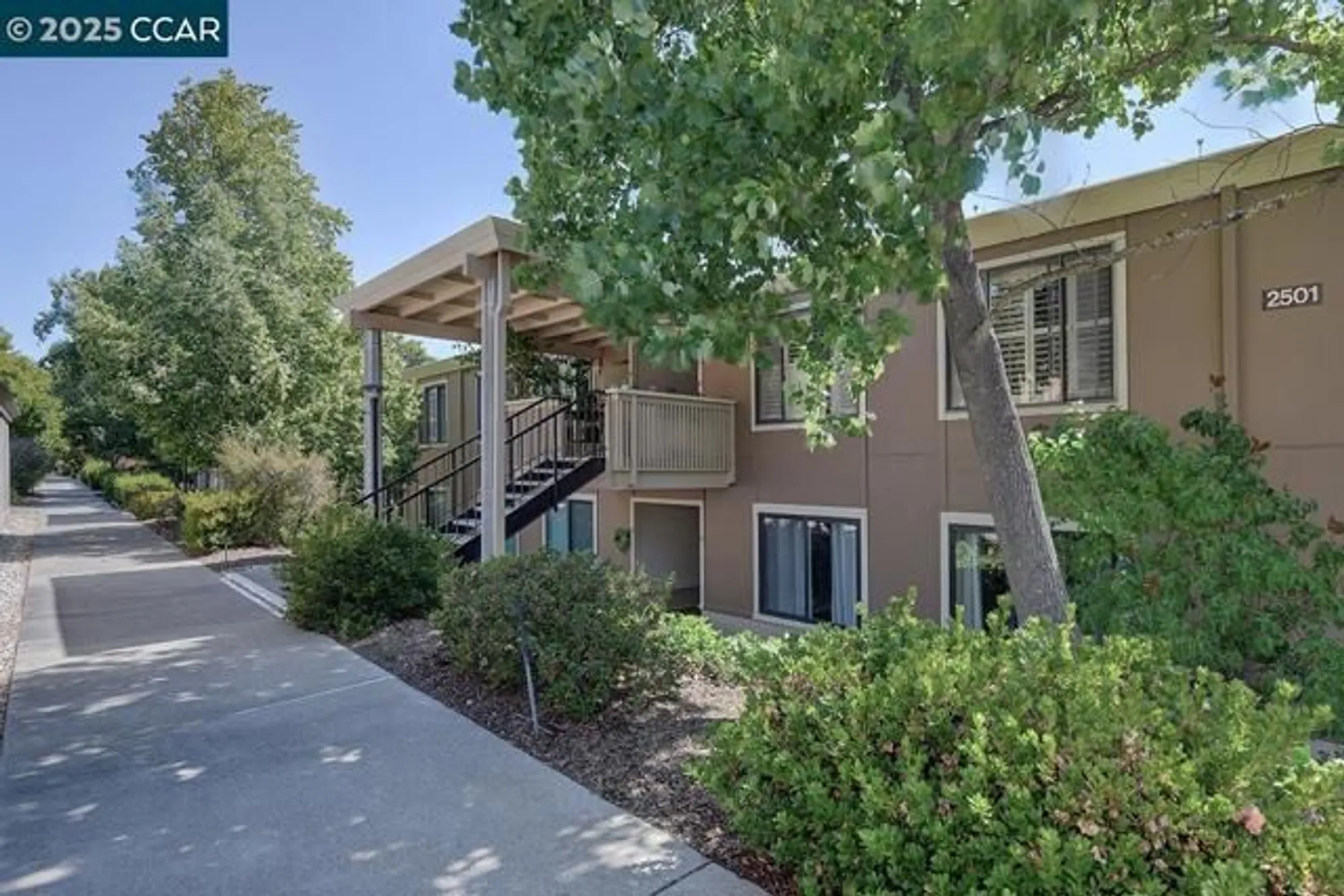 Property Slideshow image 41 of 54 | 2501 pine knoll dr unit 8, Walnut Creek, CA, 94595