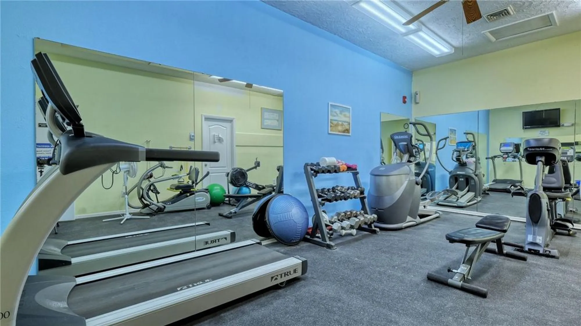 Property Slideshow image 58 of 62 | 1250 n portofino dr apt 208, Sarasota, FL, 34242