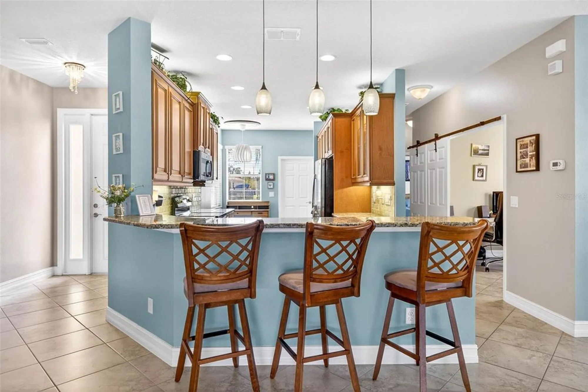 Property Slideshow image 17 of 64 | 15652 aurora lake cir, Wimauma, FL, 33598