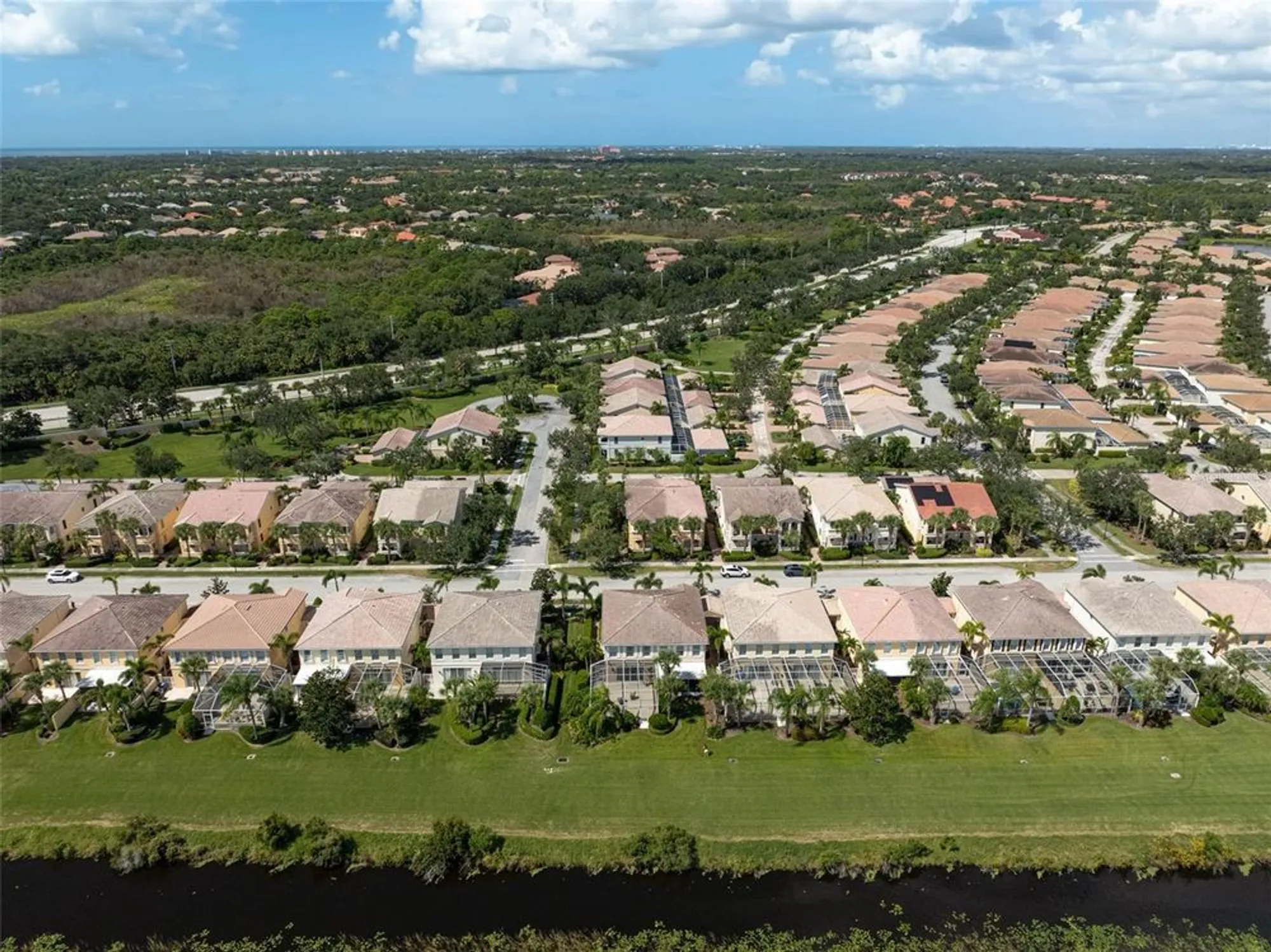 Property Slideshow image 37 of 51 | 1737 burgos dr, Sarasota, FL, 34238