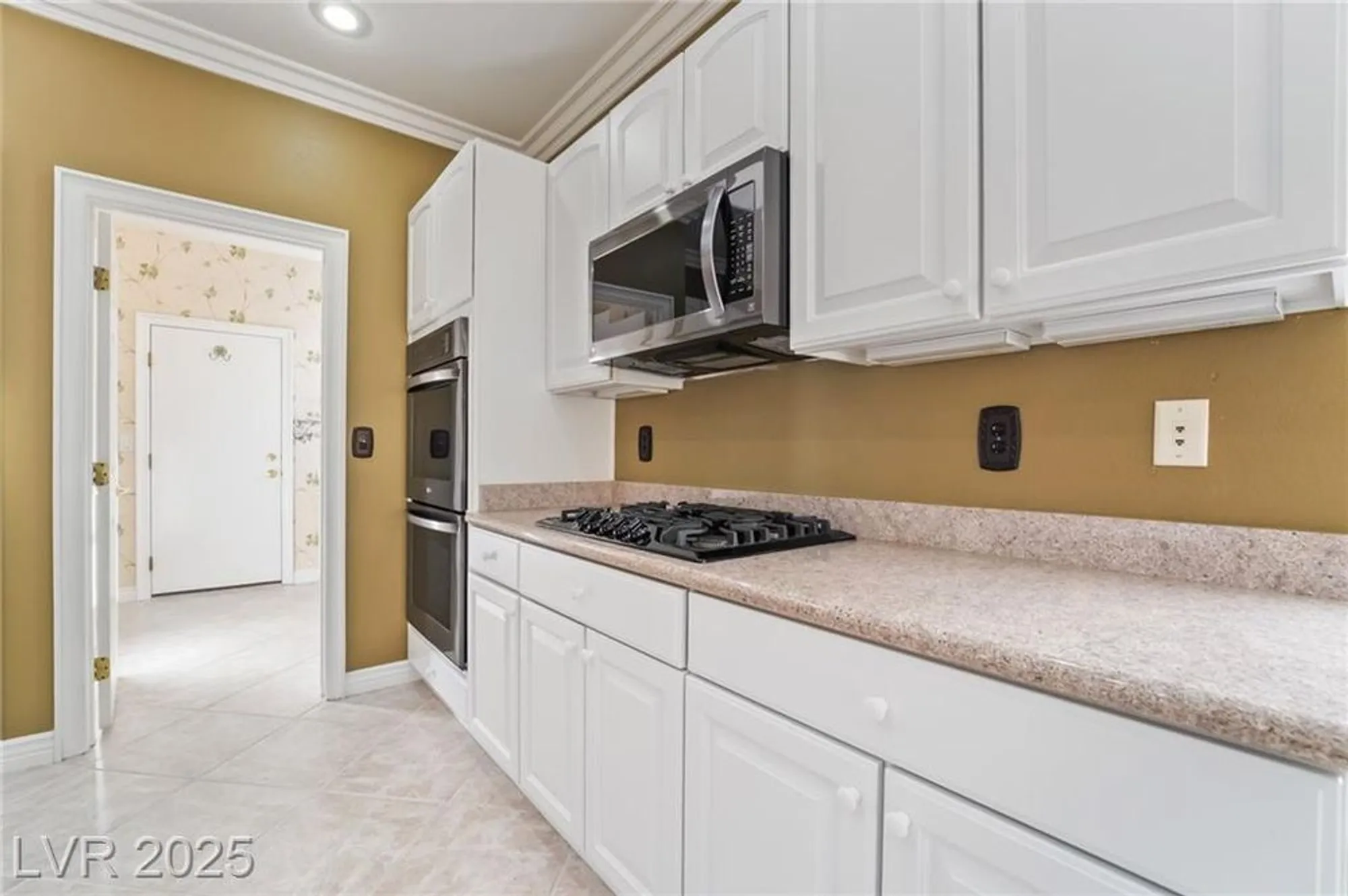 Property Slideshow image 15 of 41 | 4151 agosta luna pl, Las Vegas, NV, 89135