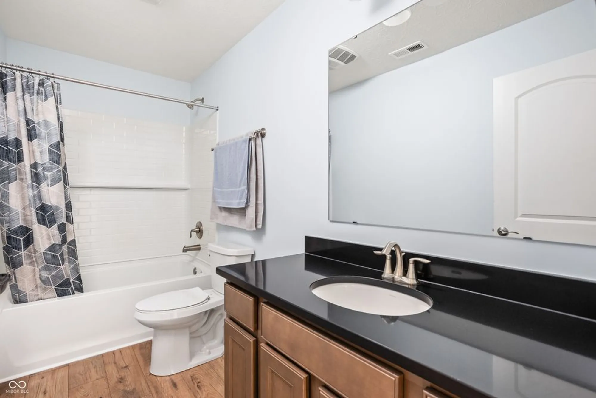 Property Slideshow image 32 of 44 | 8963 faulkner dr, Indianapolis, IN, 46239