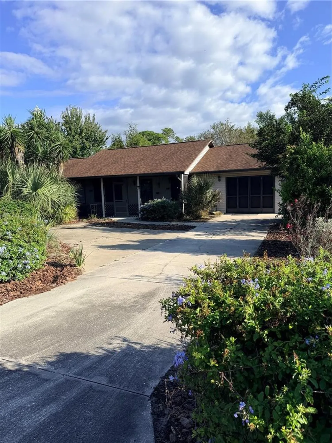 Property Slideshow image 2 of 11 | 1416 orkney dr, Leesburg, FL, 34788