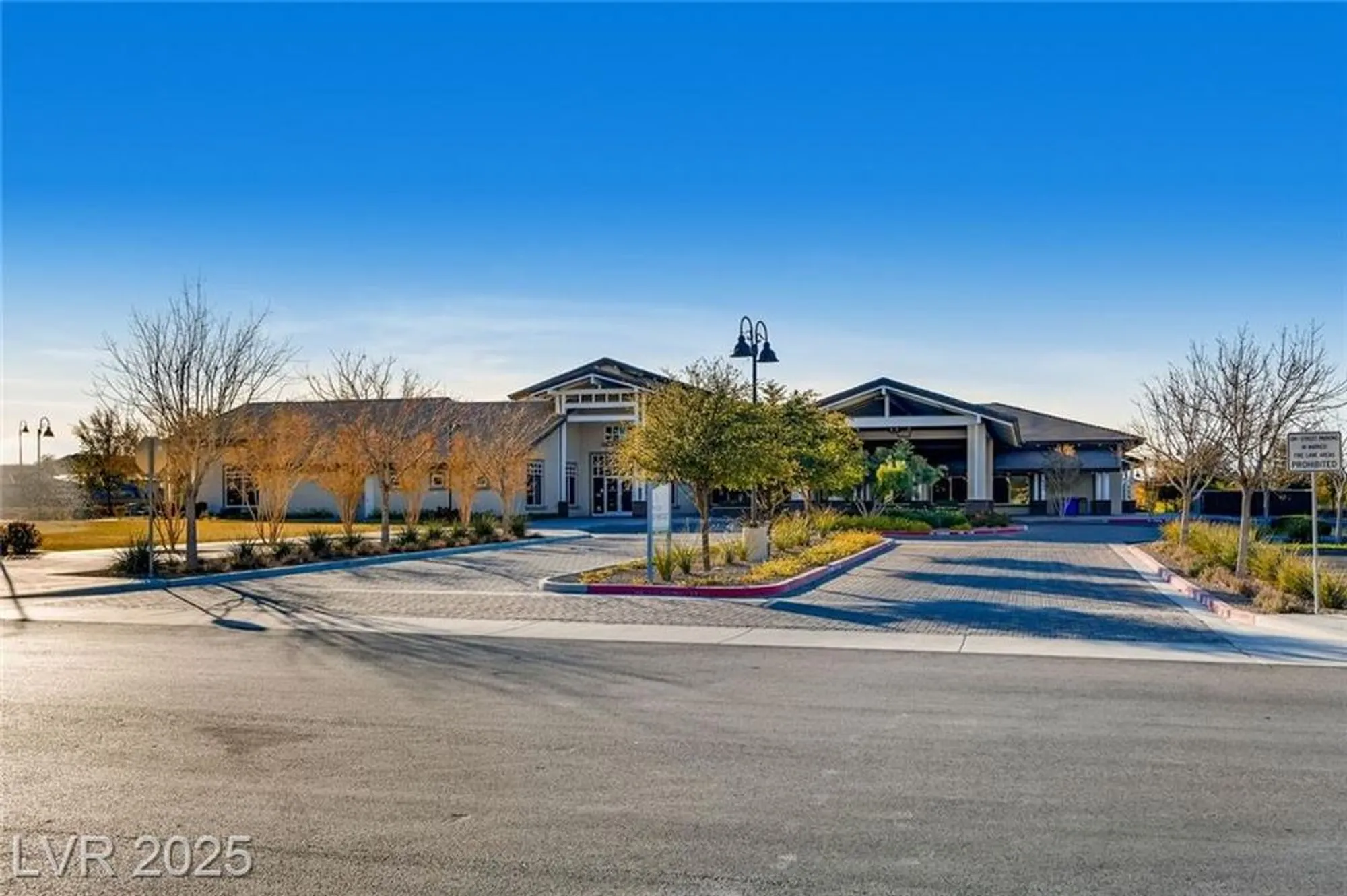 Property Slideshow image 22 of 31 | 208 coltrane canyon ave, Henderson, NV, 89011