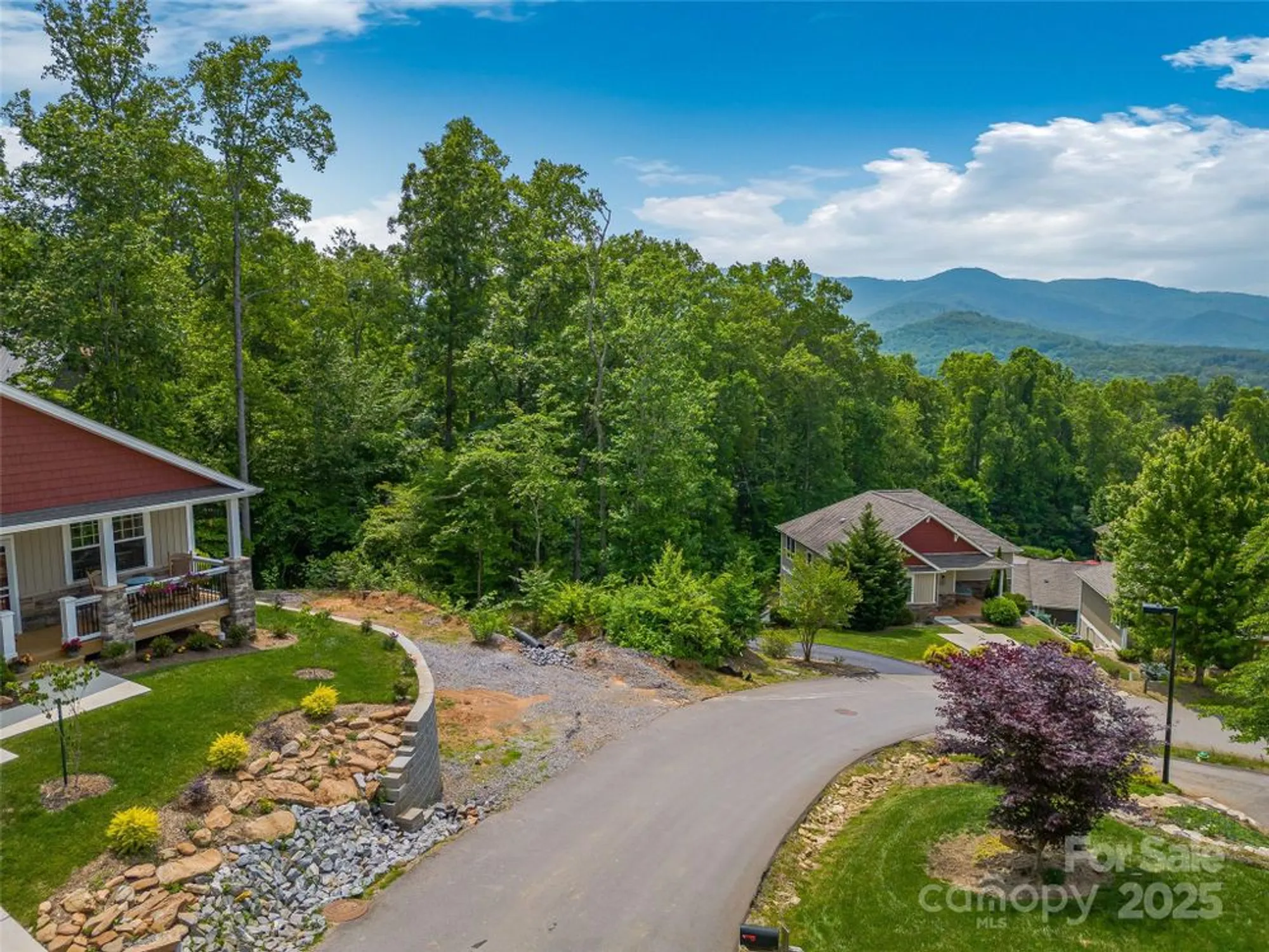Property Slideshow image 7 of 28 | 23 village overlook loop, Swannanoa, NC, 28778