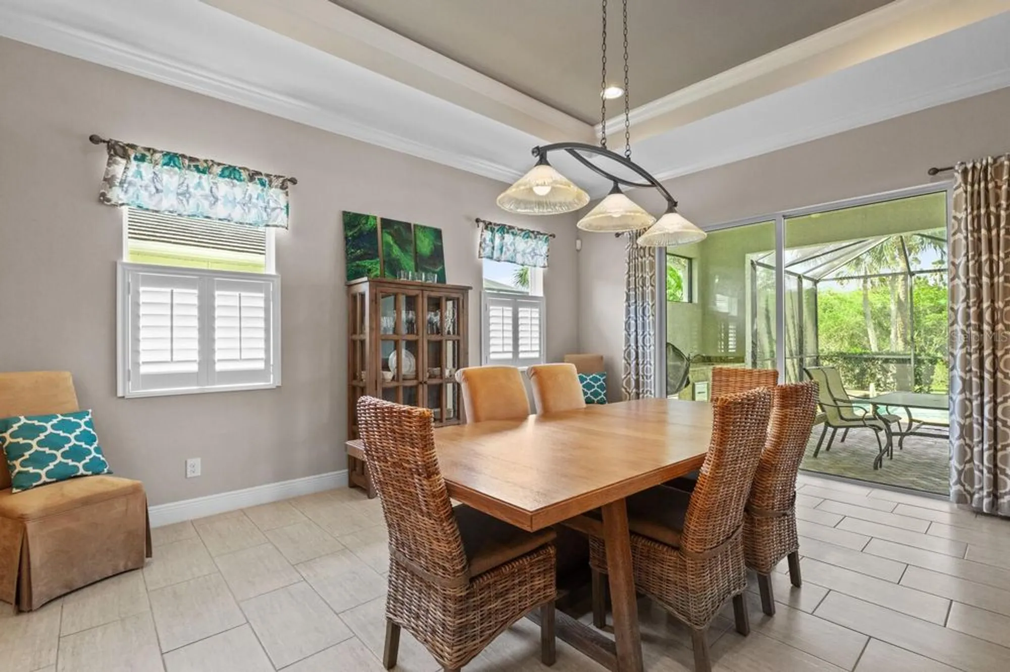 Property Slideshow image 26 of 94 | 5209 lake overlook ave, Bradenton, FL, 34208