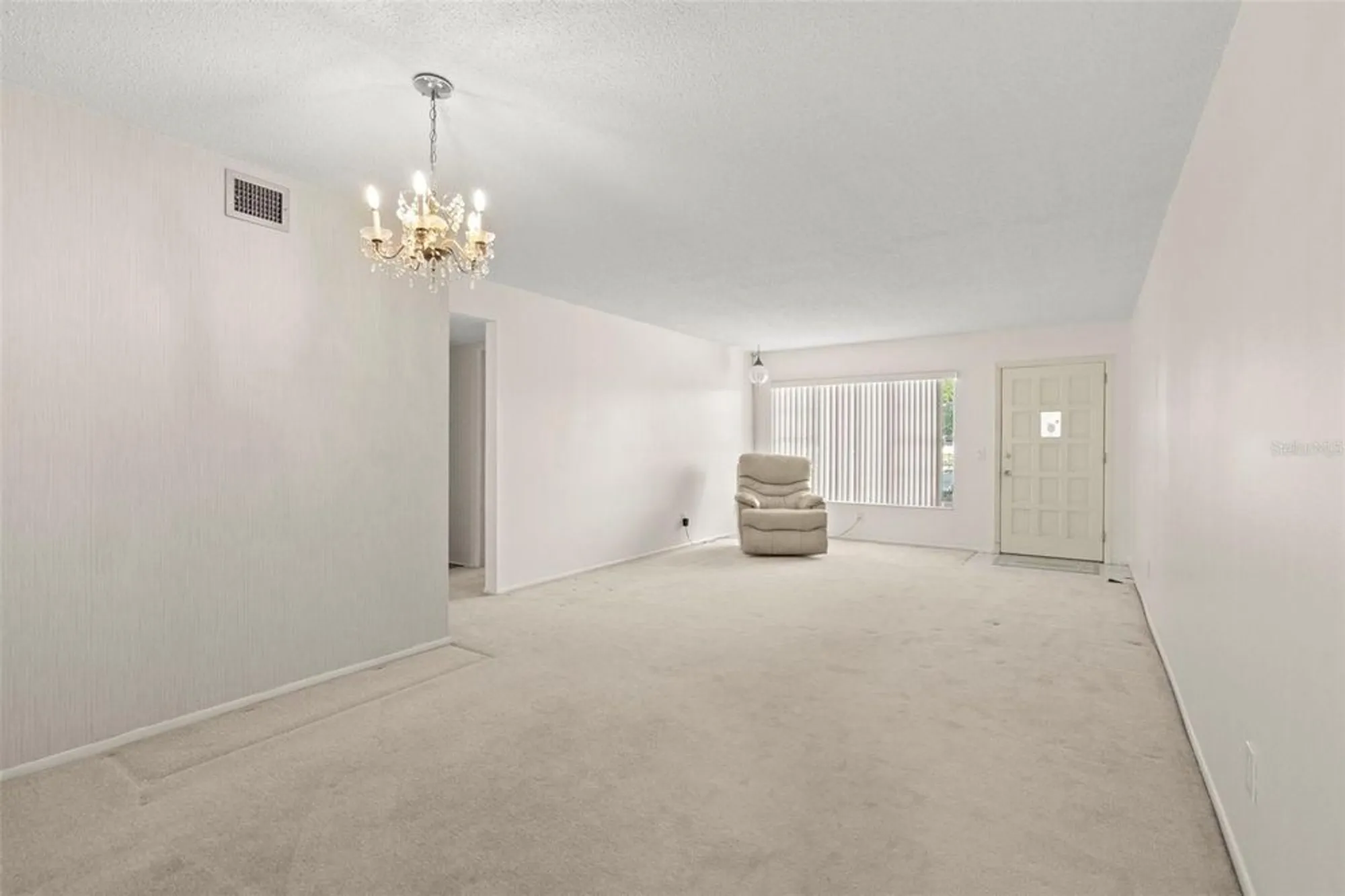 Property Slideshow image 4 of 43 | 2429 ecuadorian way 47, Clearwater, FL, 33763